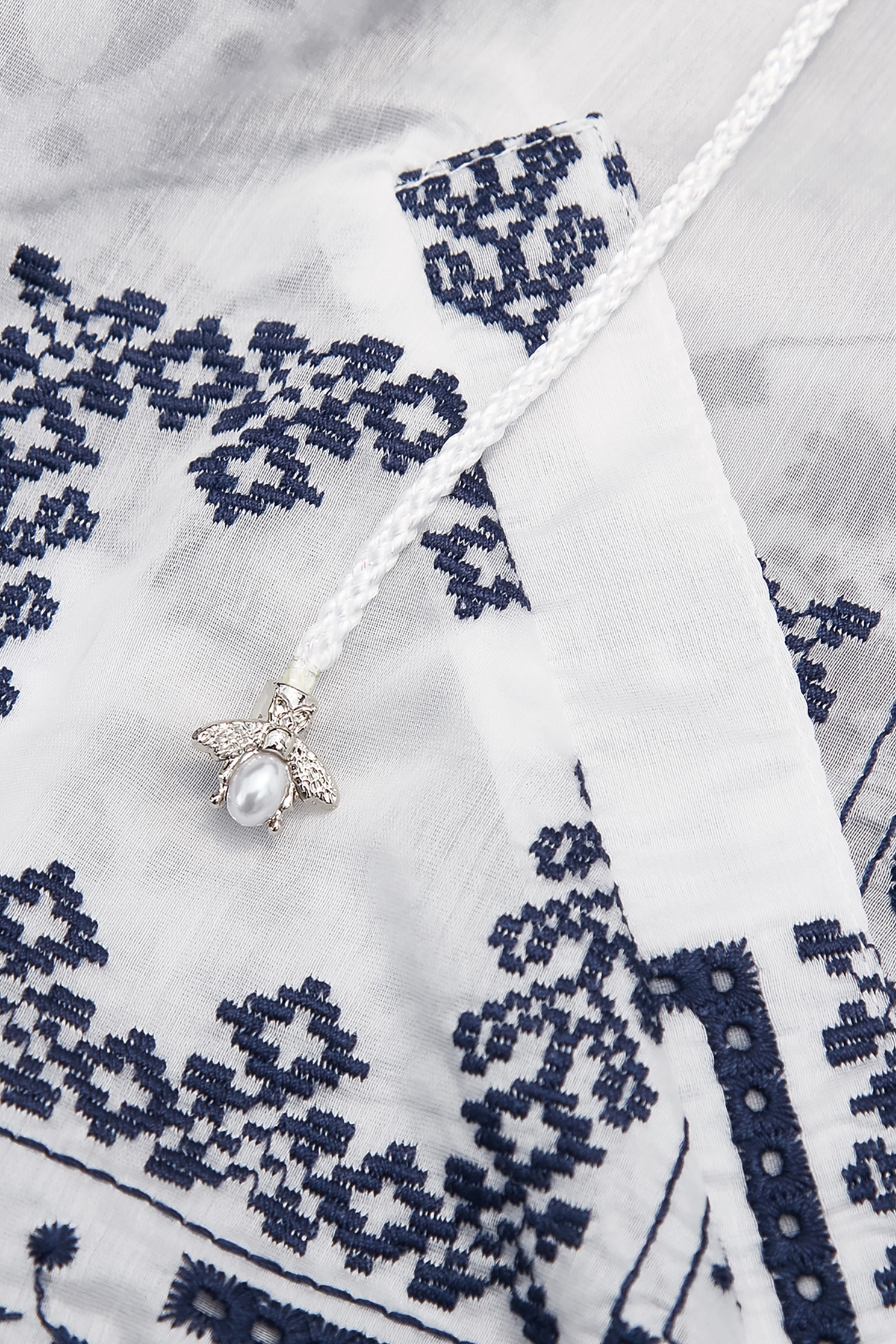 Floral Motif Embroidery Hoodie JacketFloral Motif Embroidery Hoodie Jacket,Jackets,Outerwear,Season (SS) Look,Embroidered