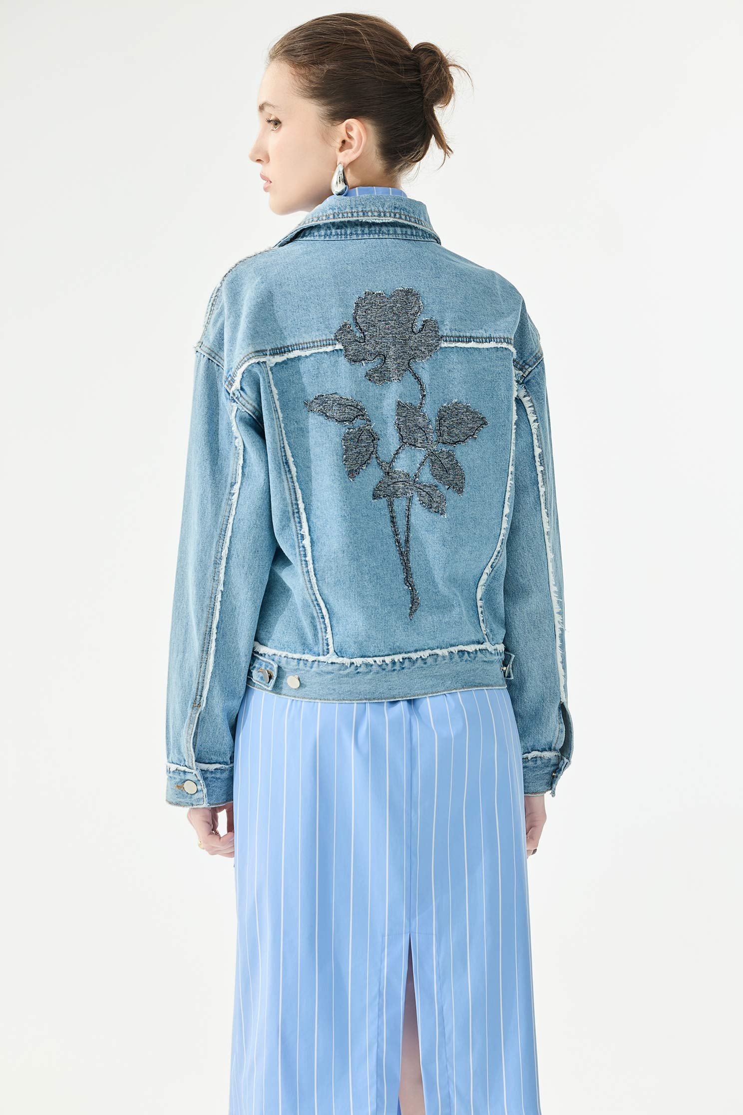 Floral Motif Denim JacketFloral Motif Denim Jacket,Jackets,Embroidered,Outerwear,Season (SS) Look,Denim,Denim Jackets