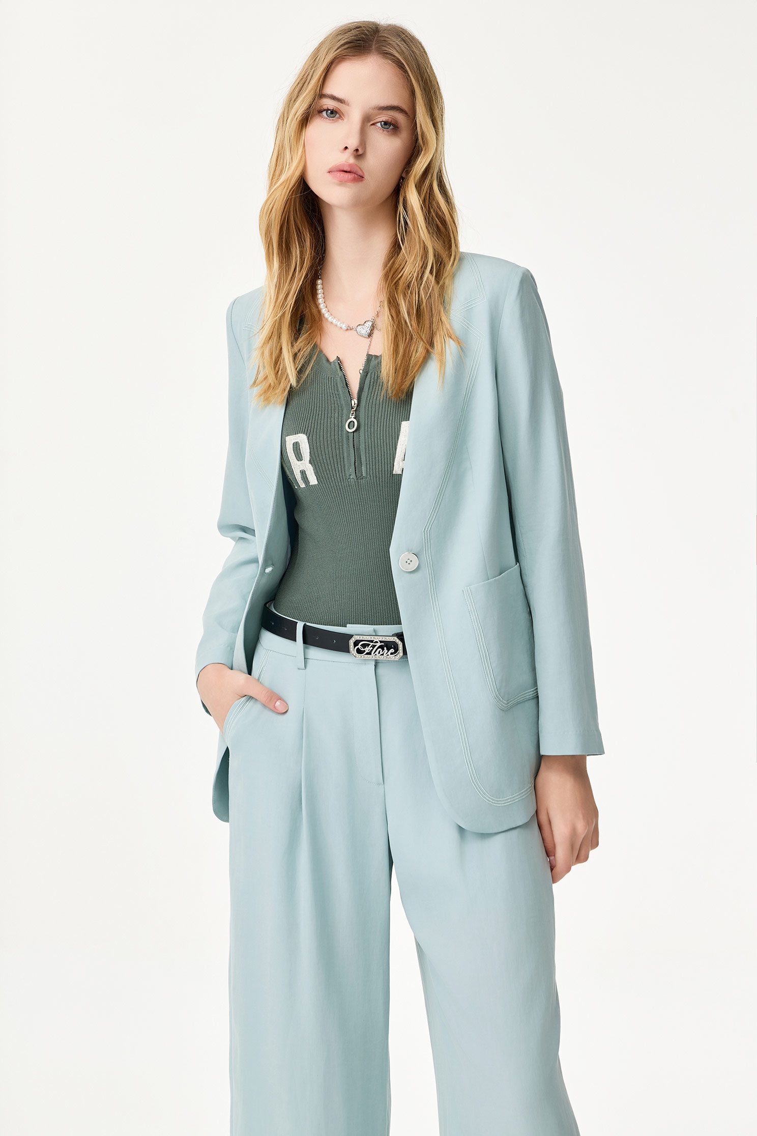 V-neck Mid Length Linen BlazerV-neck Mid Length Linen Blazer,Office Looks,Outerwear,Season (SS) Look,co-ord sets,Embroidered,Blazers,Urban Fashion