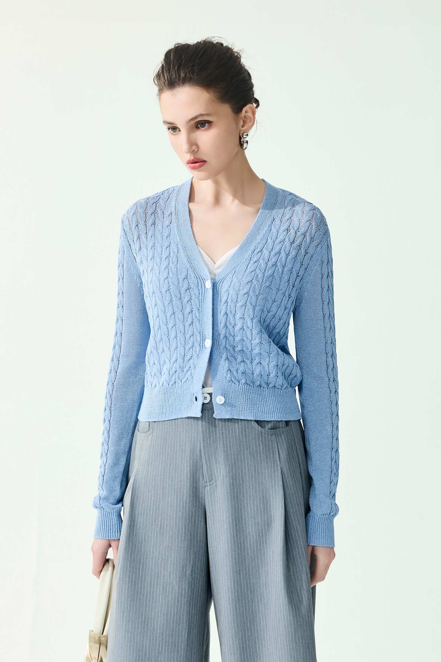 V-neck Texture Knit CardiganV-neck Texture Knit Cardigan,Jackets,Outerwear,Season (SS) Look,Knitted,Knitted coats
