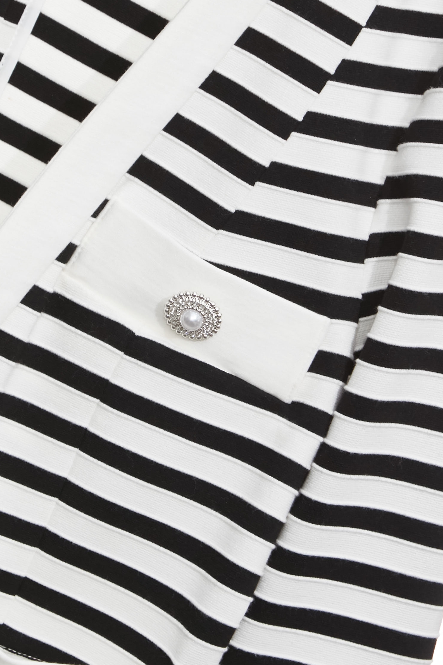 Black White Stripe V-neck JacketBlack White Stripe V-neck Jacket,Jackets,Outerwear,Season (SS) Look,pearl,Back To Classic,Back To B/W