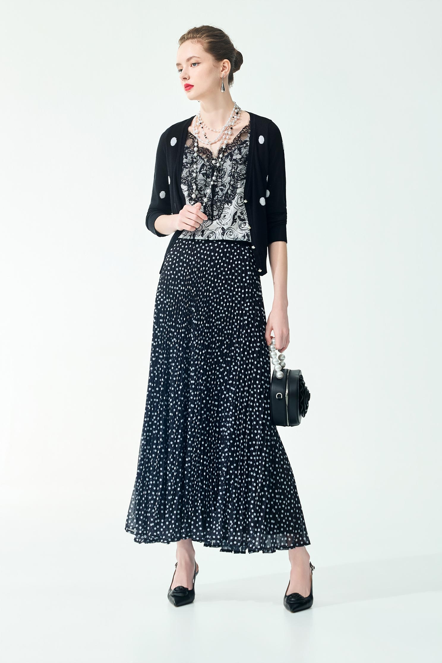 Polka Dot Knit CardiganPolka Dot Knit Cardigan,Jackets,Outerwear,Season (SS) Look,dotcollection,pearl,Knitted,Knitted coats