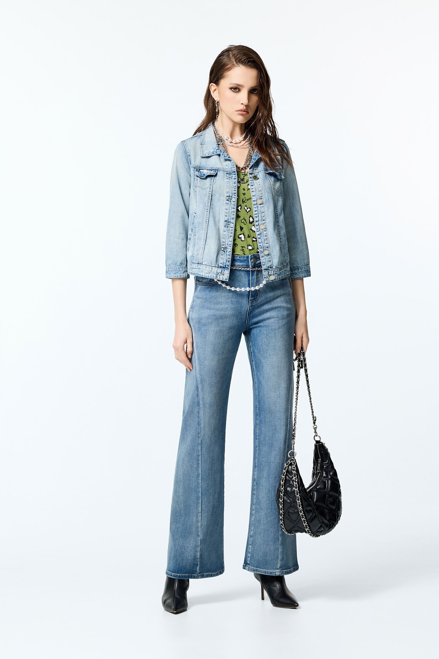 Button Front Crop Denim JacketButton Front Crop Denim Jacket,Office Looks,Denim,Outerwear,Denim,Denim Jackets,Season (AW) Look,Valentine