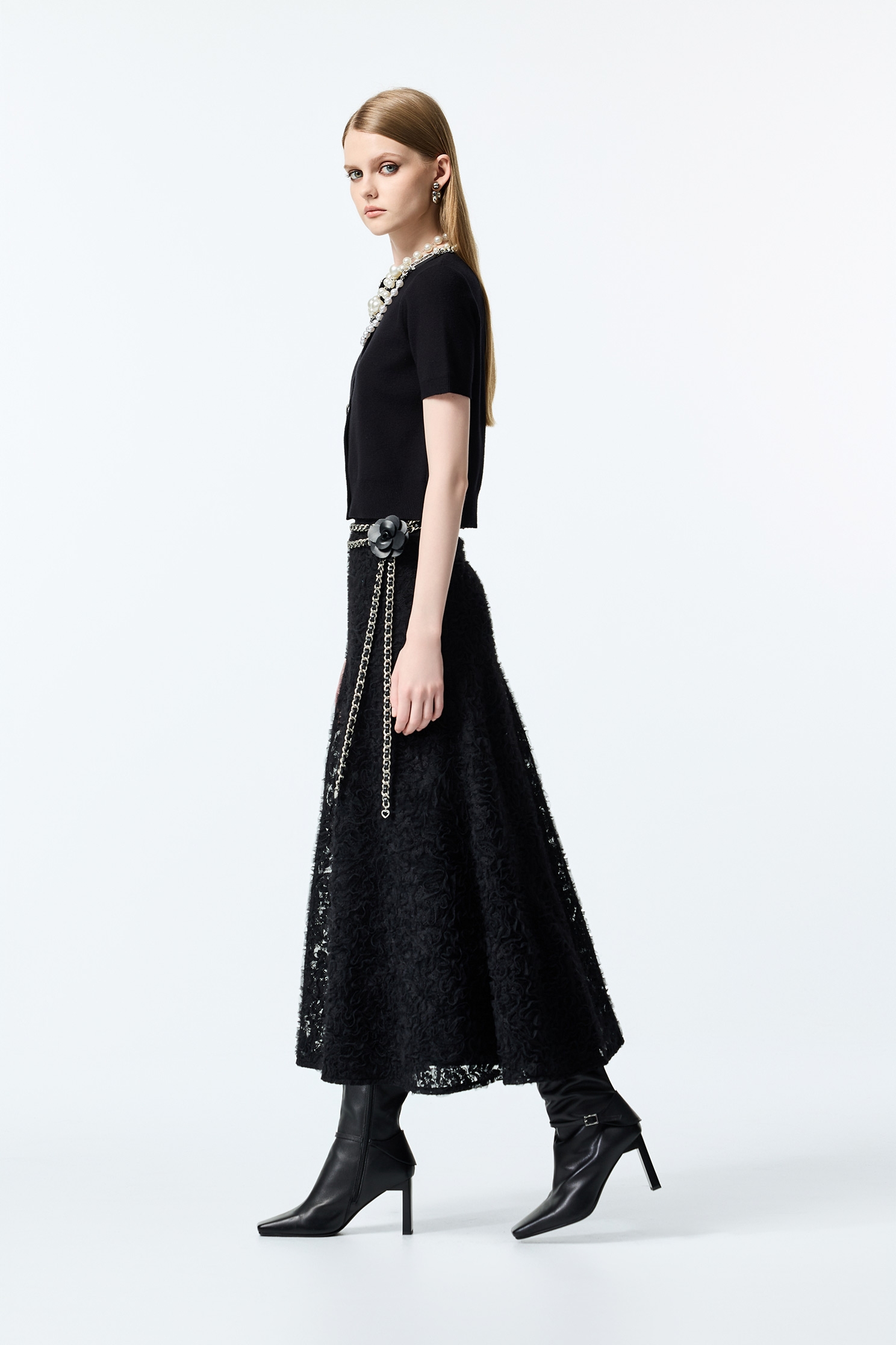 Short Sleeve Knit Outerwear With Pearl DetailShort Sleeve Knit Outerwear With Pearl Detail,Jackets,Outerwear,pearl,Season (AW) Look,Knitted,Knitted coats,Black outerwear