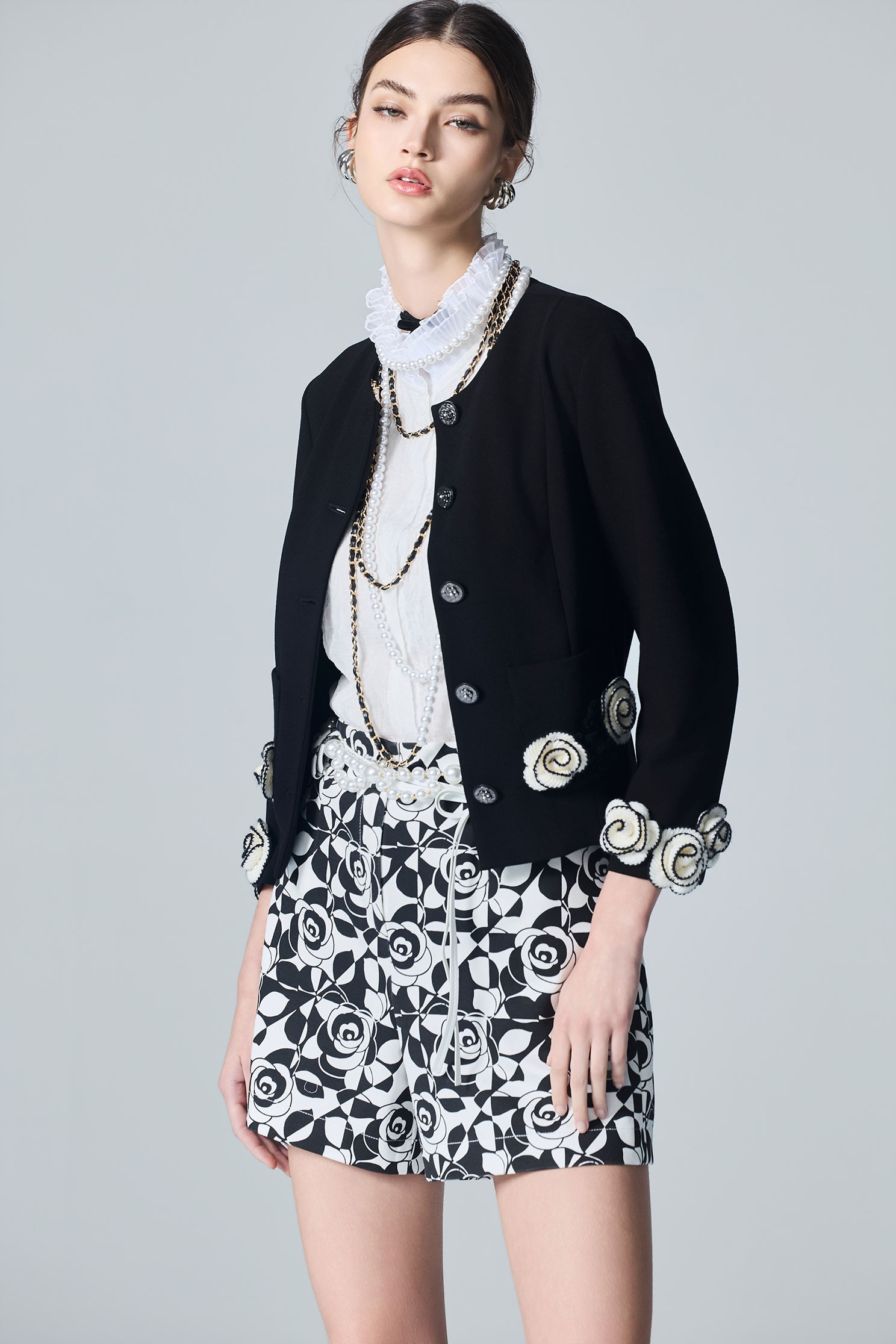 Contrast Rose Detail Black JacketContrast Rose Detail Black Jacket,Jackets,Outerwear,Season (AW) Look,Knitted,Black outerwear