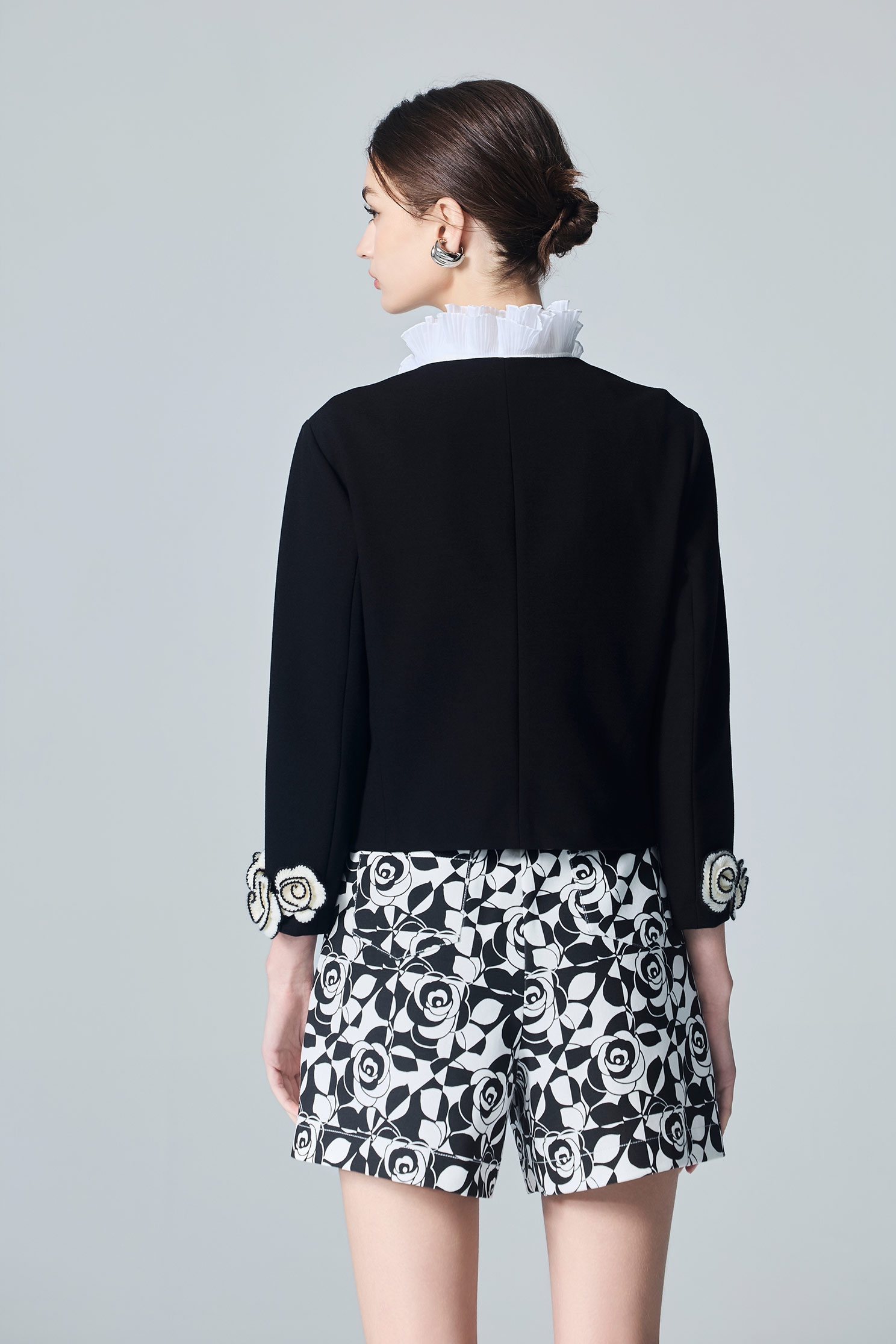 Contrast Rose Detail Black JacketContrast Rose Detail Black Jacket,Jackets,Outerwear,Season (AW) Look,Knitted,Black outerwear