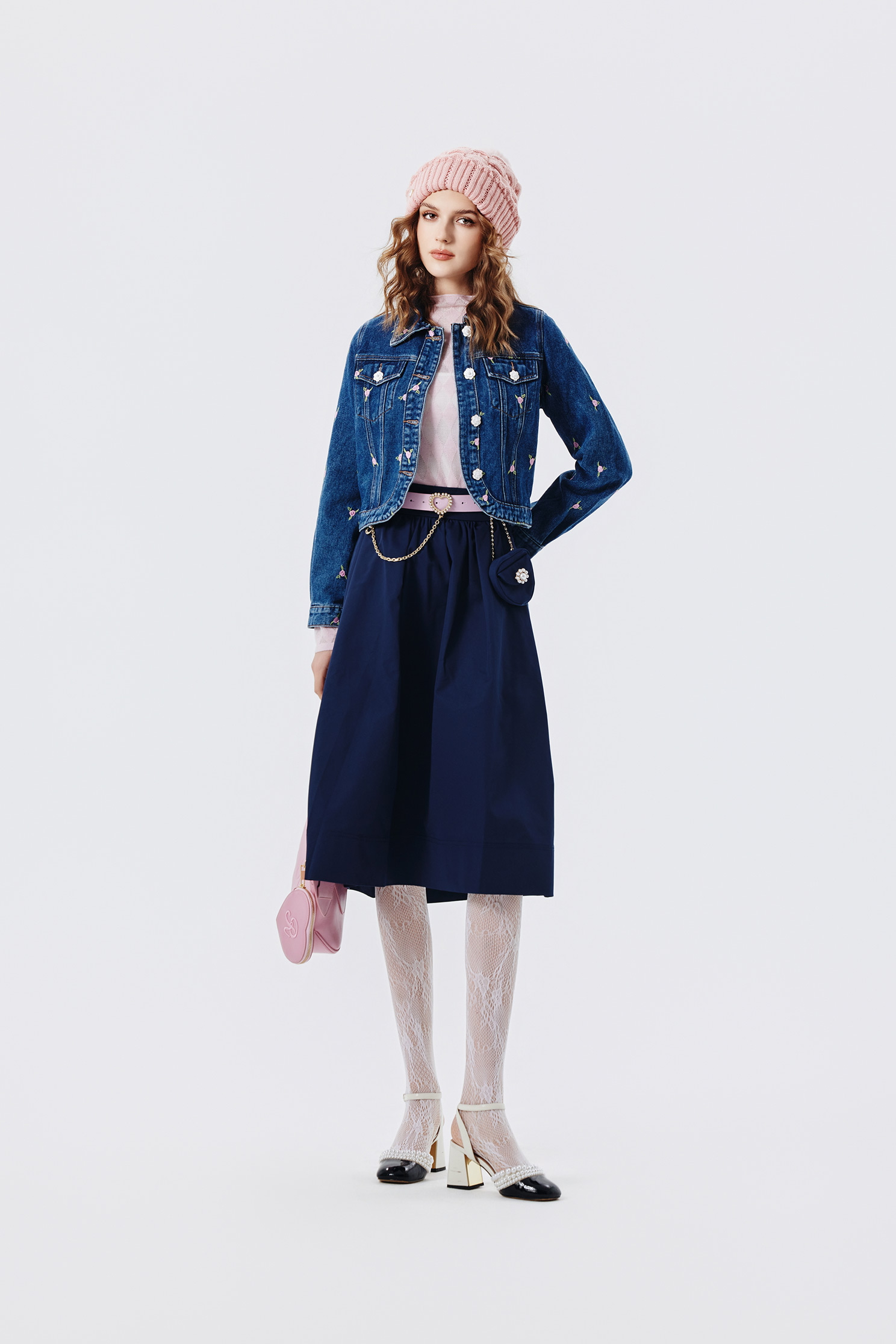 Rose Embroidery Denim JacketRose Embroidery Denim Jacket,Jackets,Embroidered,Outerwear,Denim,Denim Jackets,Season (AW) Look