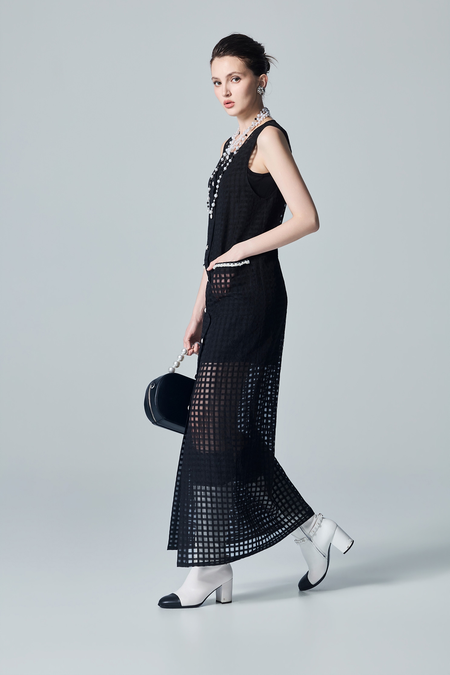 Black Organza Full Length OuterwearBlack Organza Full Length Outerwear,Jackets,sleeveless tops,bestselling,Under shirts,Outerwear,pearl,Season (AW) Look,sleeveless tops,Black outerwear