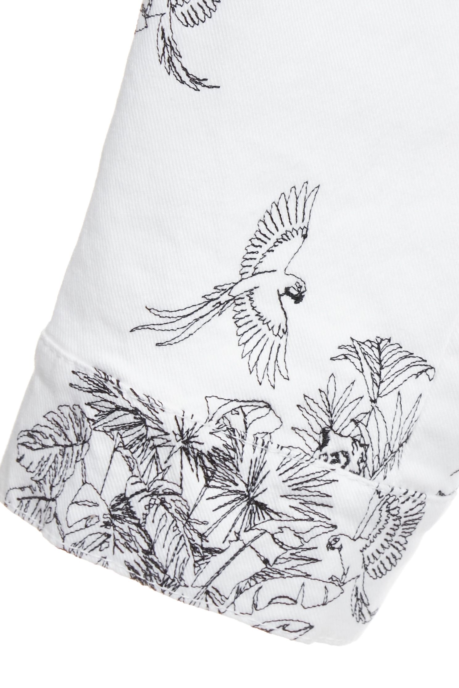 Graphic Embroidery White Denim JacketGraphic Embroidery White Denim Jacket,Jackets,Embroidered,Outerwear,Denim,Denim Jackets,White outerwear,Season (AW) Look