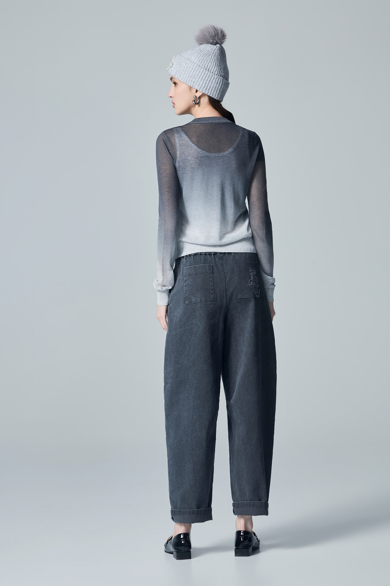 Gradient Tone Grey Knit CardiganGradient Tone Grey Knit Cardigan,Jackets,Outerwear,Season (AW) Look,Knitted,Knitted coats,Knitted tops