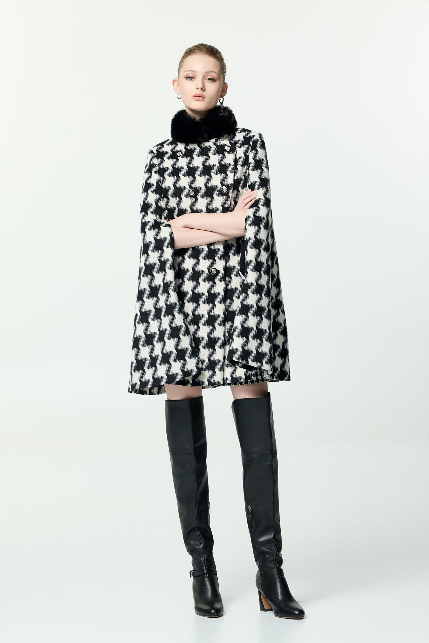 Houndstooth Faux Fur Collar Cape JacketHoundstooth Faux Fur Collar Cape Jacket,Jackets,Outerwear,Season (AW) Look