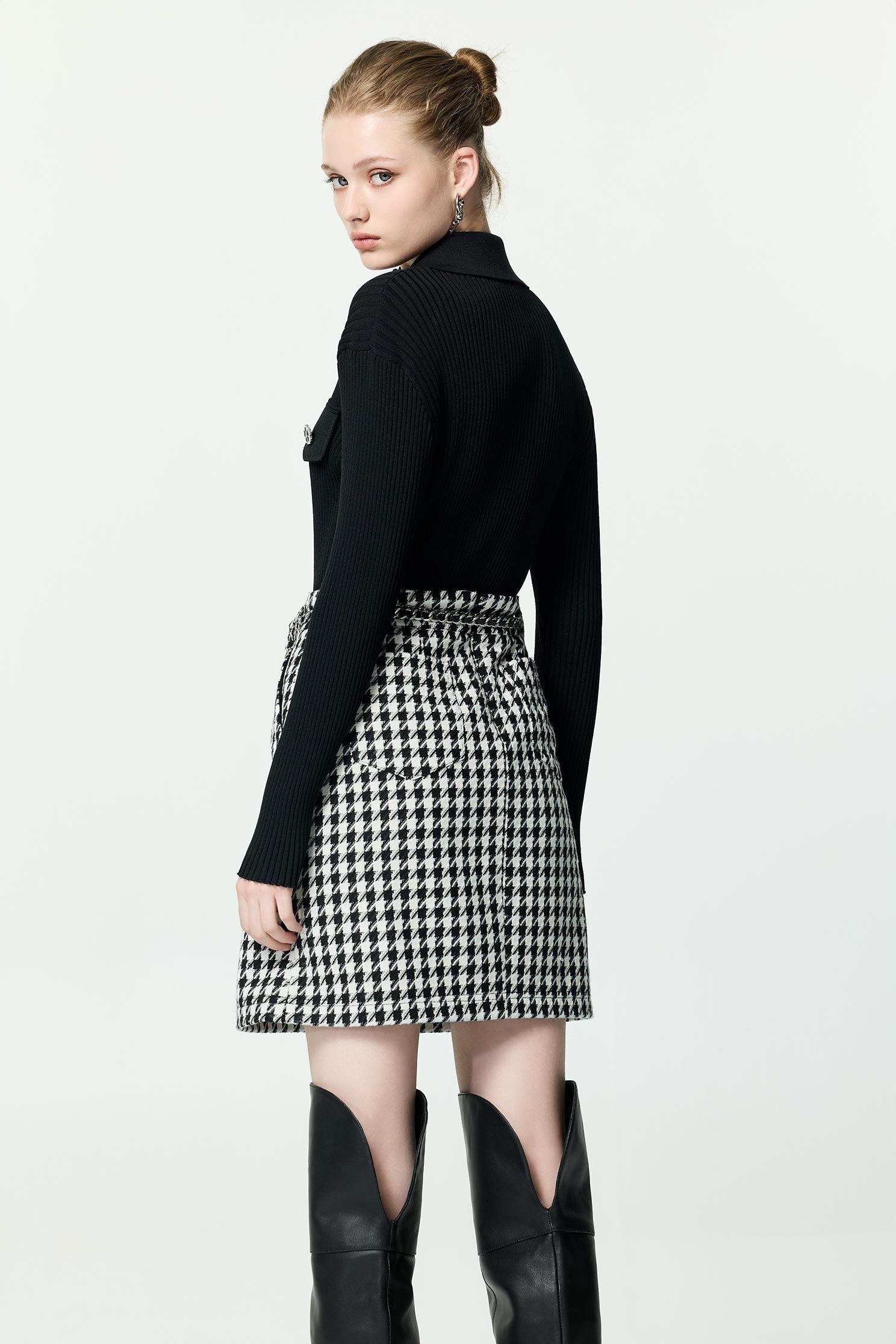 Floral Button Long Sleeve Knit CardiganFloral Button Long Sleeve Knit Cardigan,Jackets,Outerwear,Season (AW) Look,Knitted,Knitted coats,Black outerwear