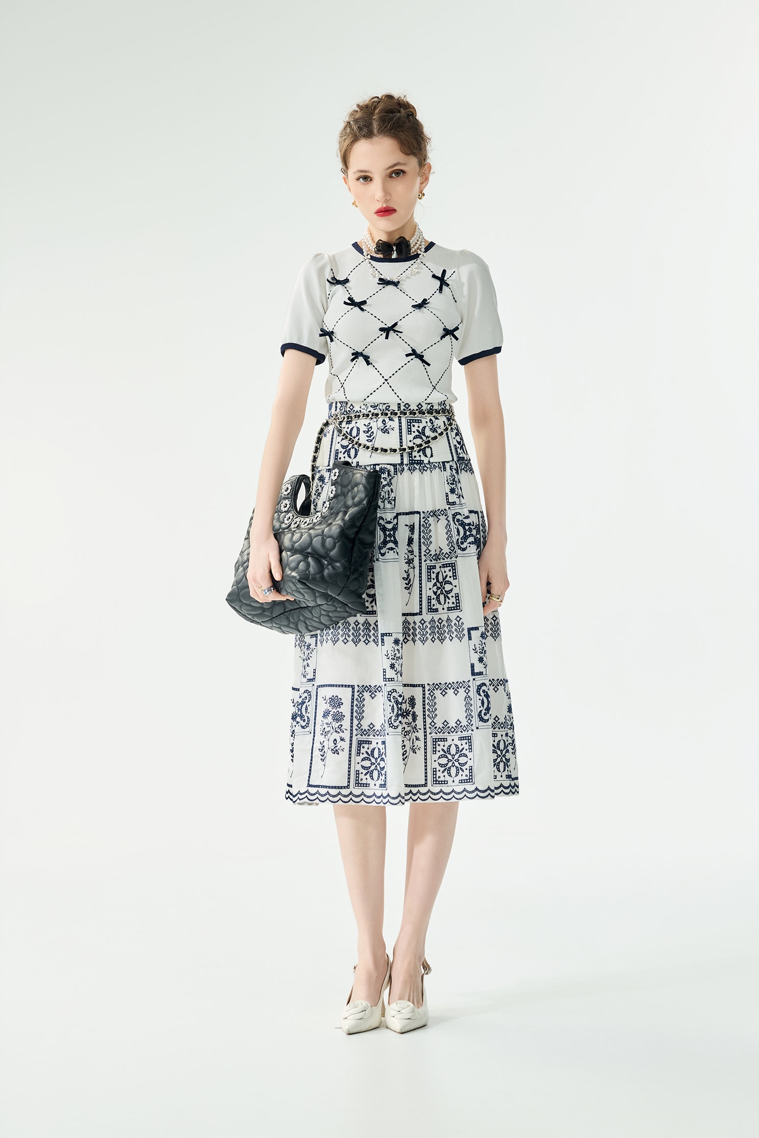 Floral Motif Embroidery Midi SkirtFloral Motif Embroidery Midi Skirt,Season (SS) Look,Embroidered,Midi skirts