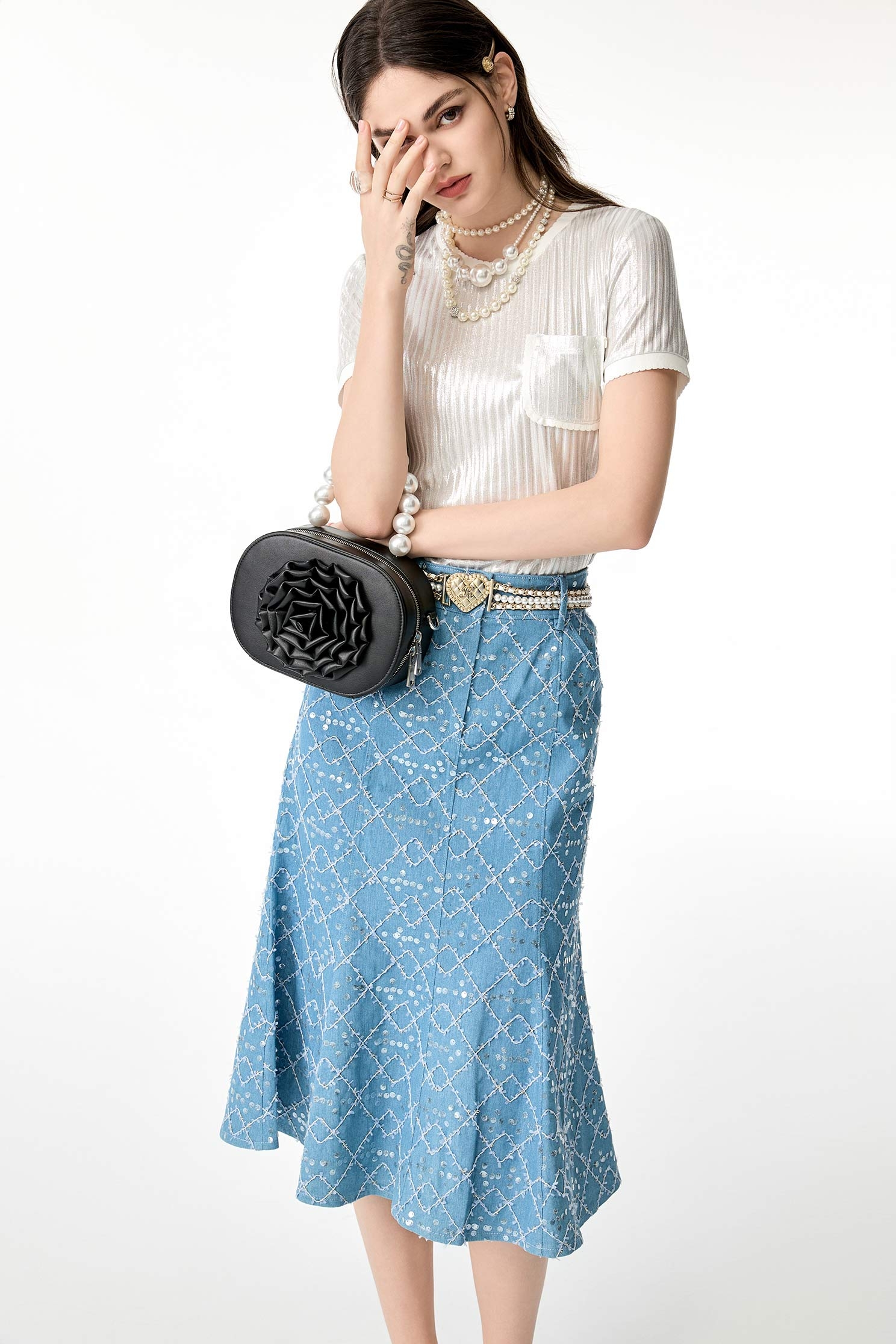 Sequin Fishtail Denim SkirtSequin Fishtail Denim Skirt,Embroidered,Season (SS) Look,Denim,Denim skirts