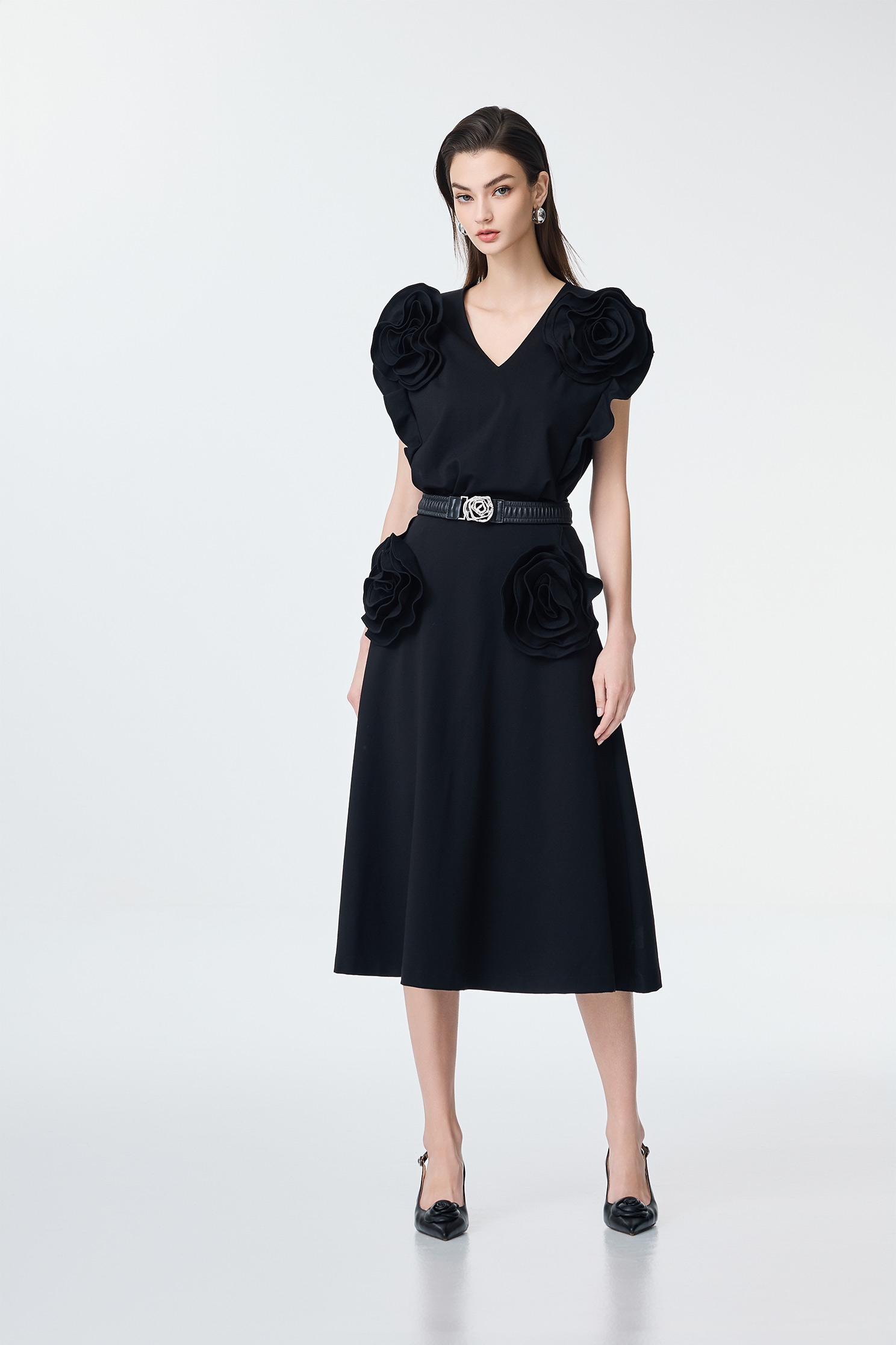 3-D Rose Detail Midi Skirt,Season (SS) Look,co-ord sets,Back To Classic,blossoms,Midi skirts,Back To B/W,Black skirts