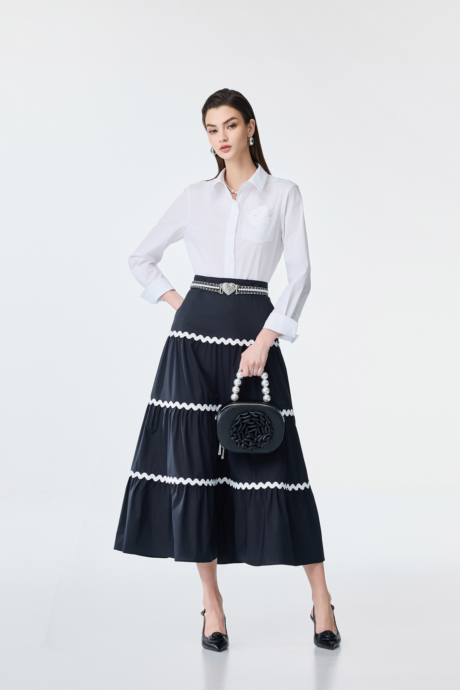 Contrast Trim Detail Tiered Skirt,Office Looks,Season (SS) Look,Back To Classic,Midi skirts,Back To B/W,Black skirts