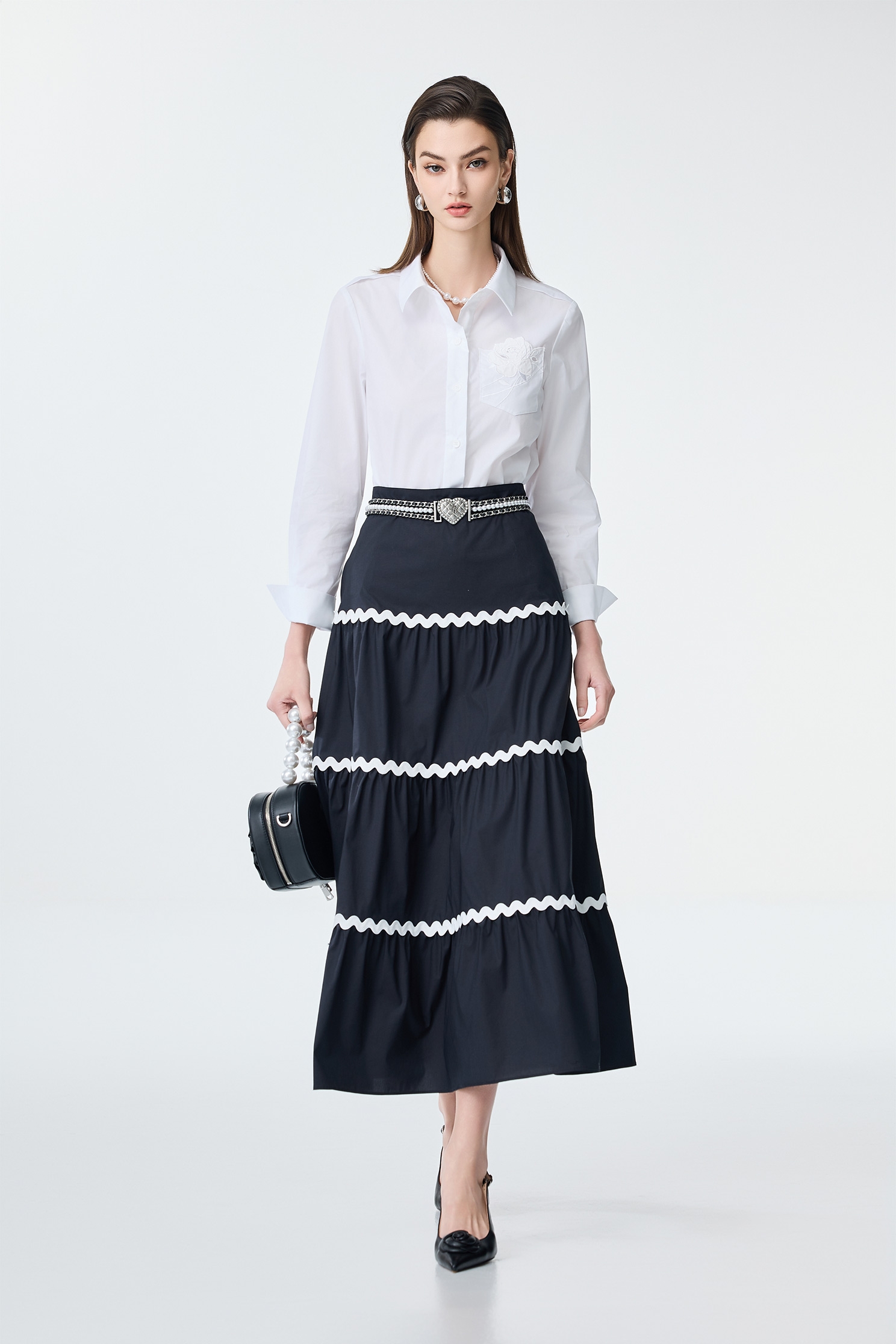 Contrast Trim Detail Tiered Skirt,Office Looks,Season (SS) Look,Back To Classic,Midi skirts,Back To B/W,Black skirts