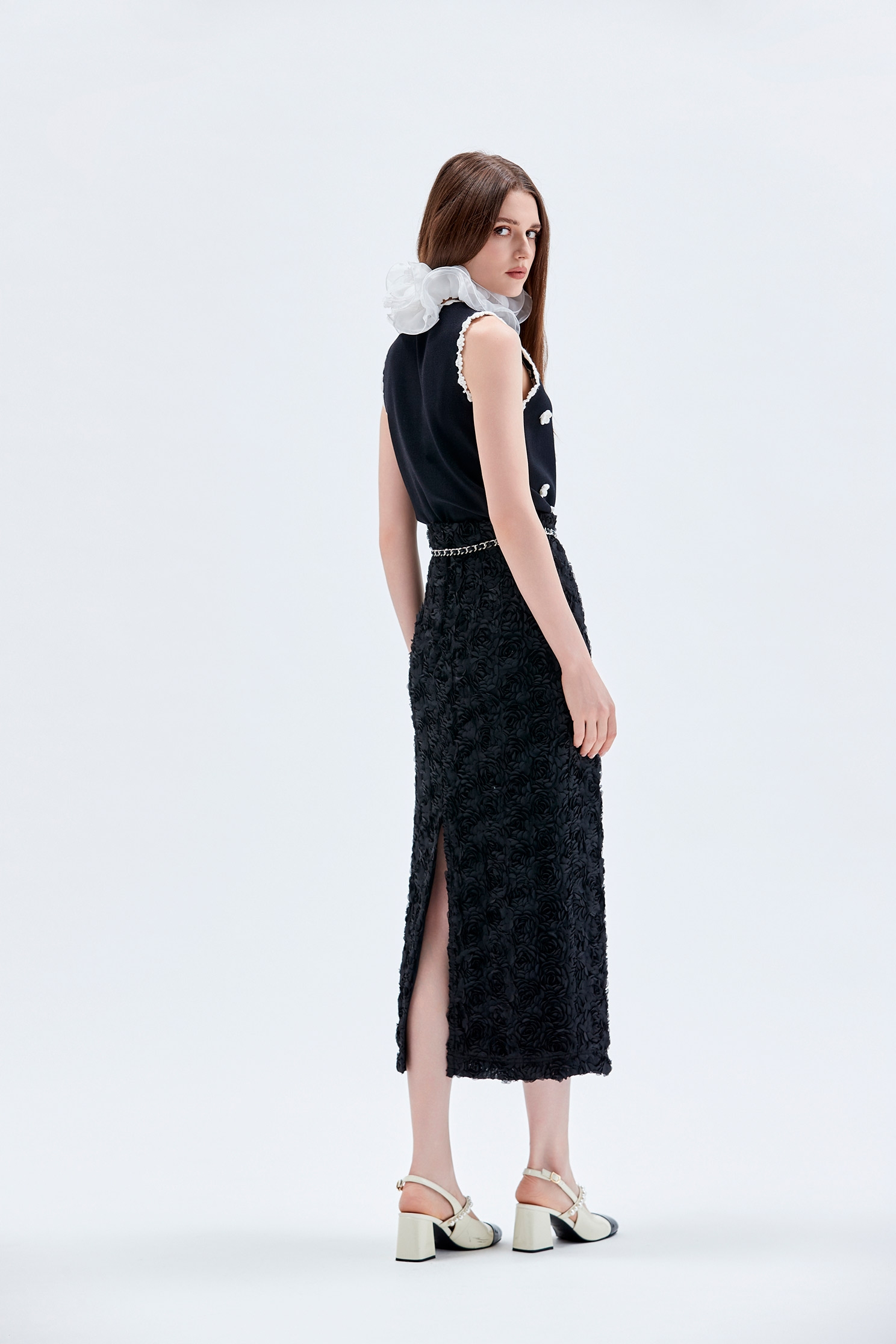 3-D Floral Midi Pencil Skirt3-D Floral Midi Pencil Skirt,Pencil skirts