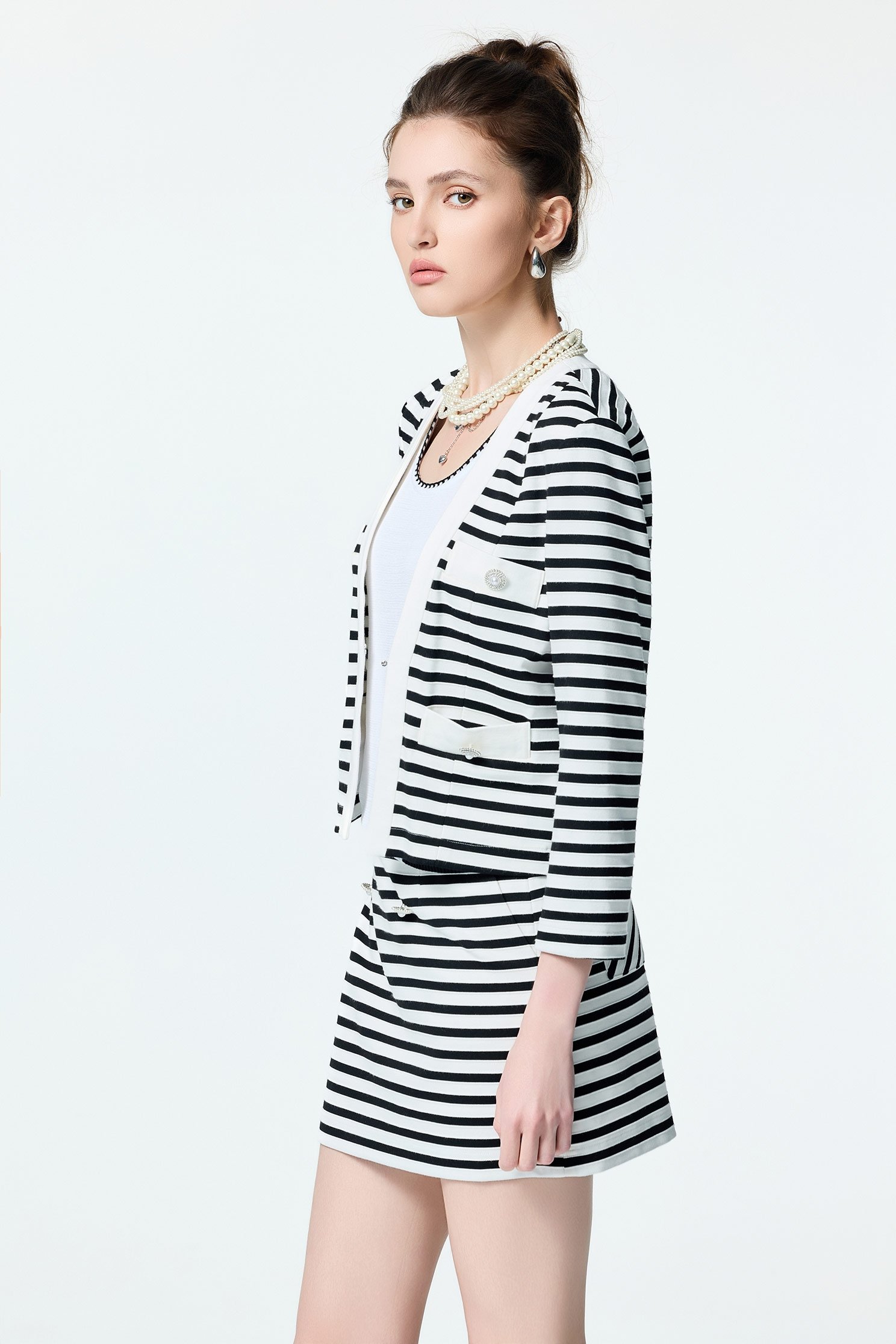 Black White Stripe Short SkirtBlack White Stripe Short Skirt,Season (SS) Look,pearl,Mini skirts,Back To Classic,Back To B/W