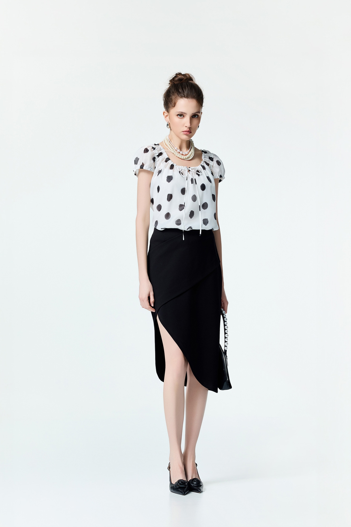 Asymmetric Panel Black SkirtAsymmetric Panel Black Skirt,Season (SS) Look,Back To Classic,Midi skirts,Back To B/W,Black skirts