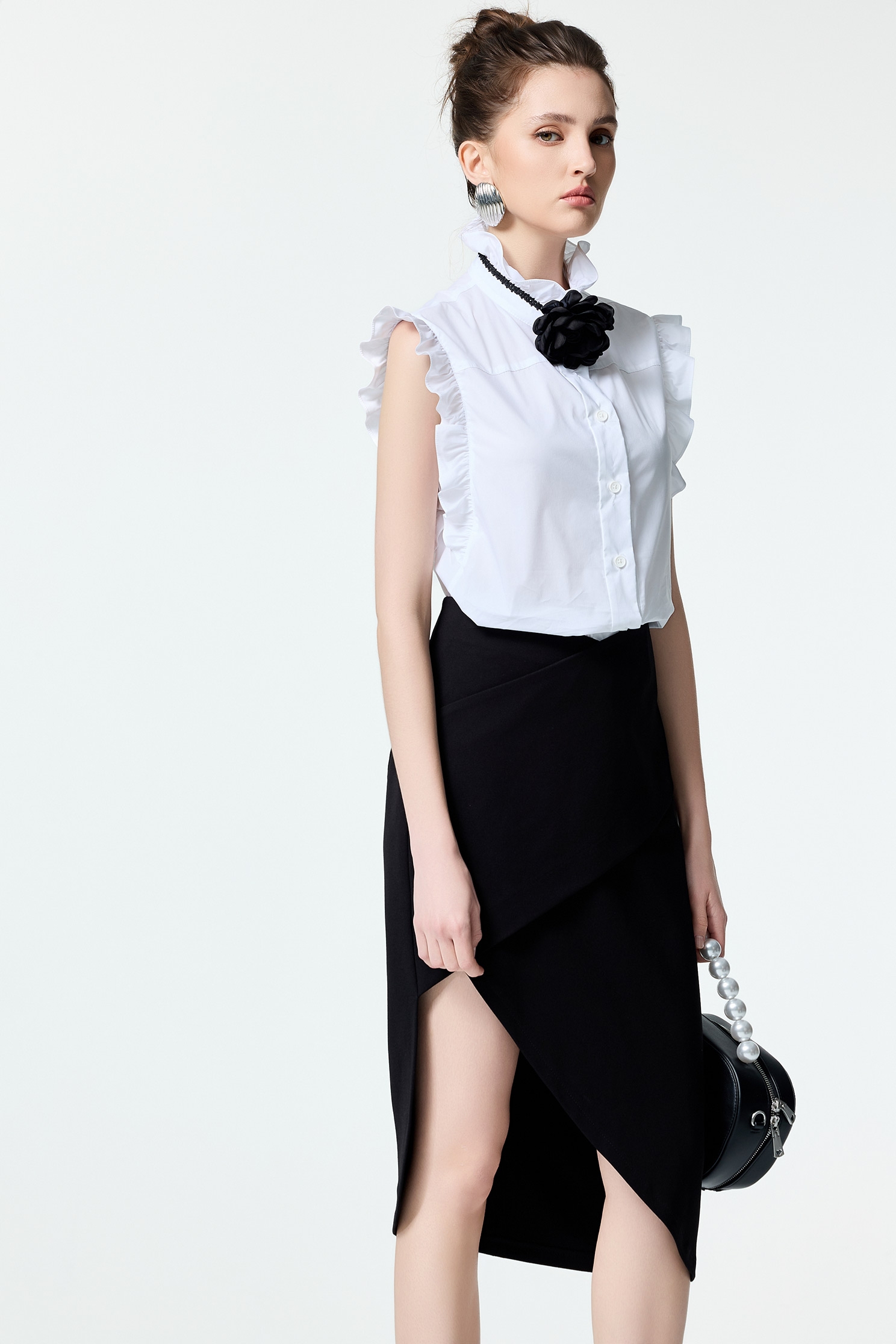 Asymmetric Panel Black SkirtAsymmetric Panel Black Skirt,Season (SS) Look,Back To Classic,Midi skirts,Back To B/W,Black skirts