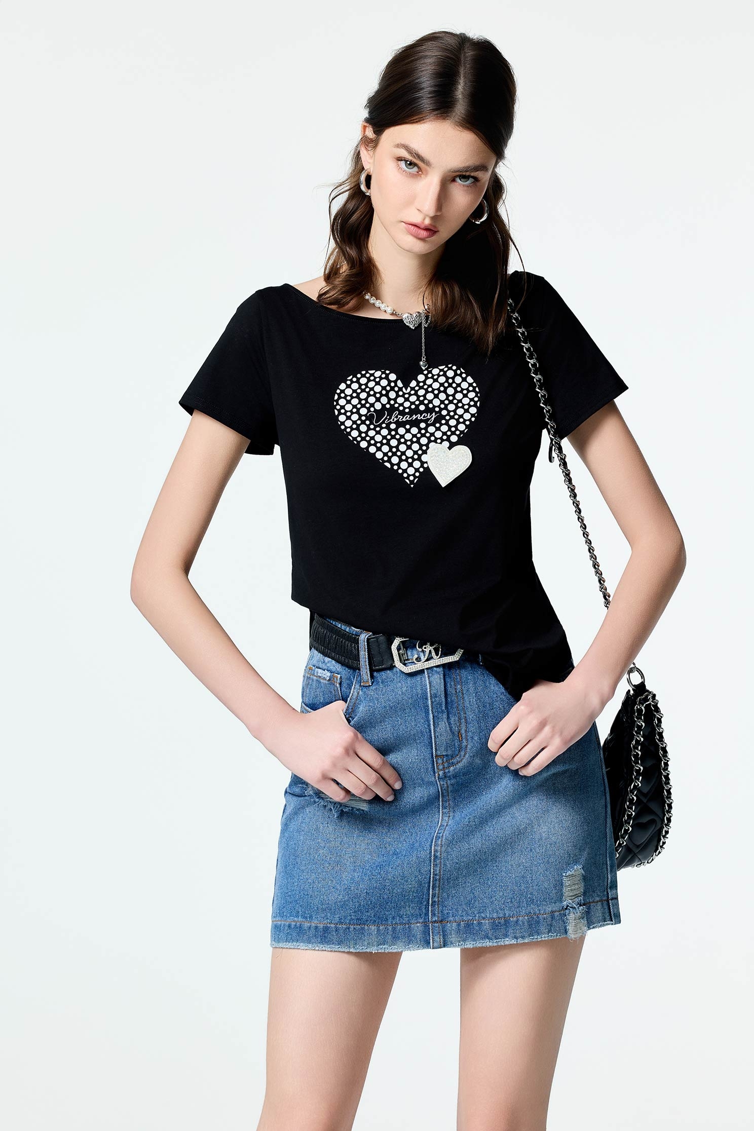 Distress Demin Short SkirtDistress Demin Short Skirt,Denim,Season (SS) Look,Denim,Denim mini skirts,Denim skirts,Mini skirts,Valentine,Embroidered,upperclass