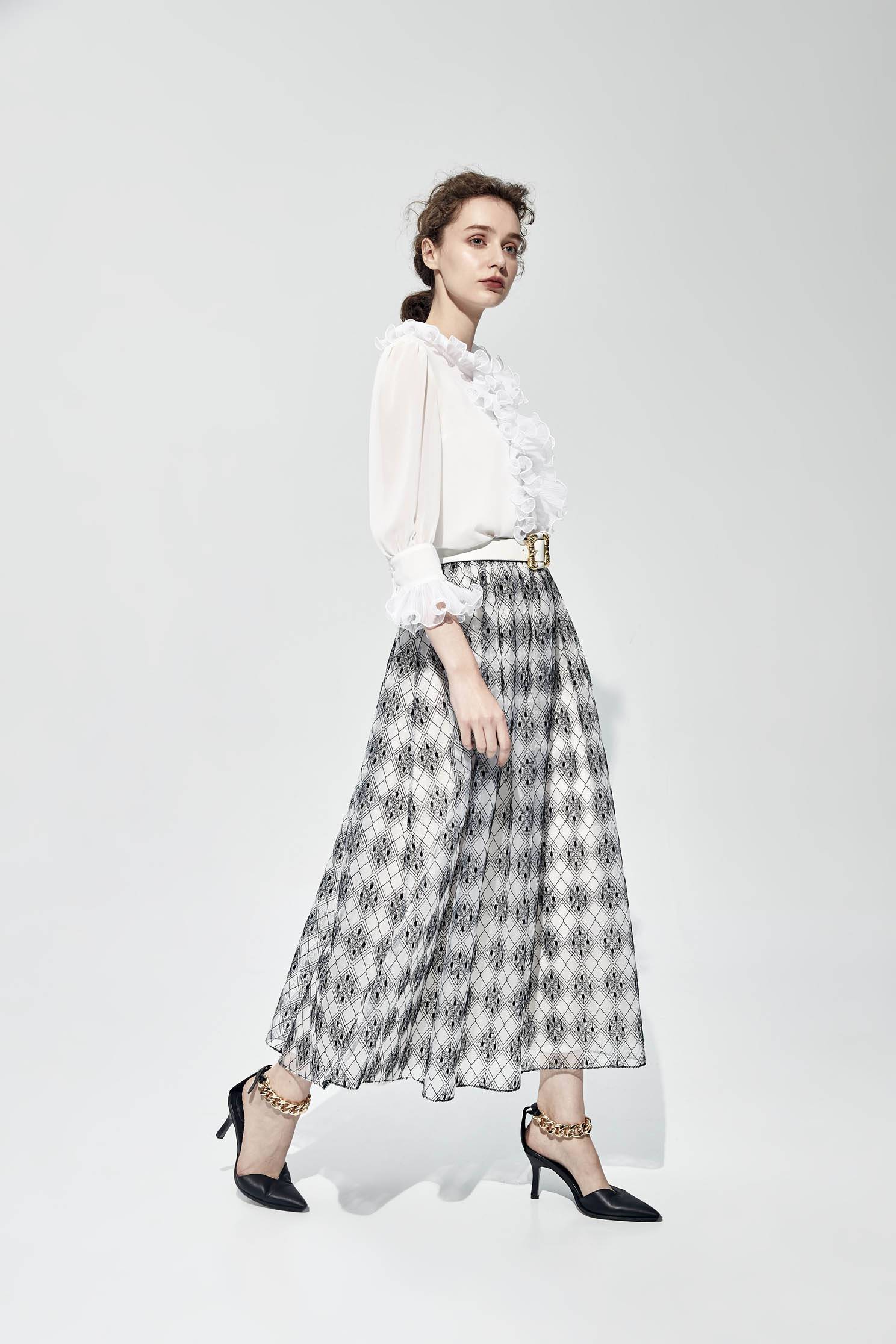 Black White Diamond Print SkirtEmbroidey organza long skirt,Embroidered,Queen,Season (SS) Look,Midi skirts