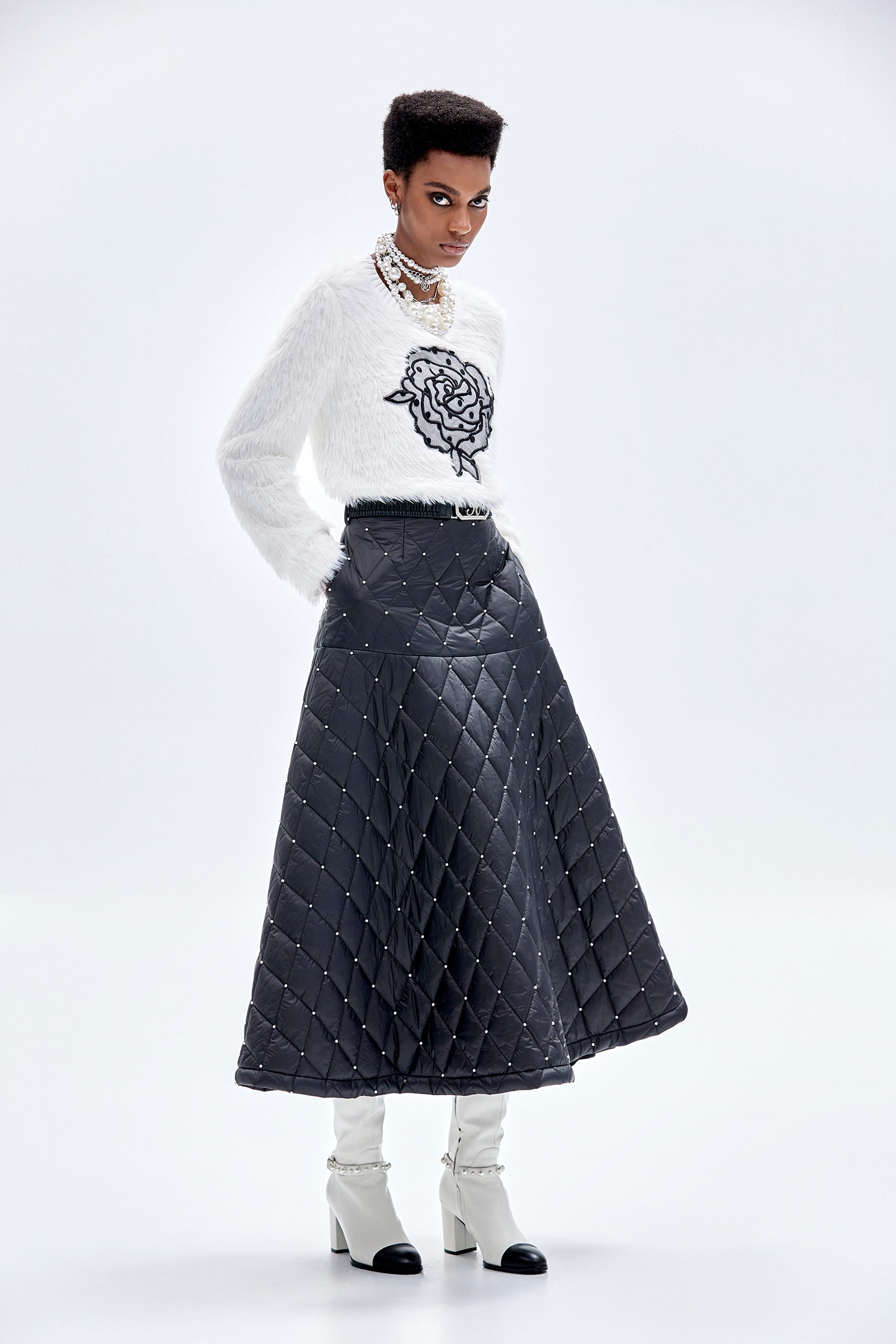 A-line Pearl Detail Quilted Maxi SkirtA-line Pearl Detail Quilted Maxi Skirt,Season (AW) Look,Midi skirts