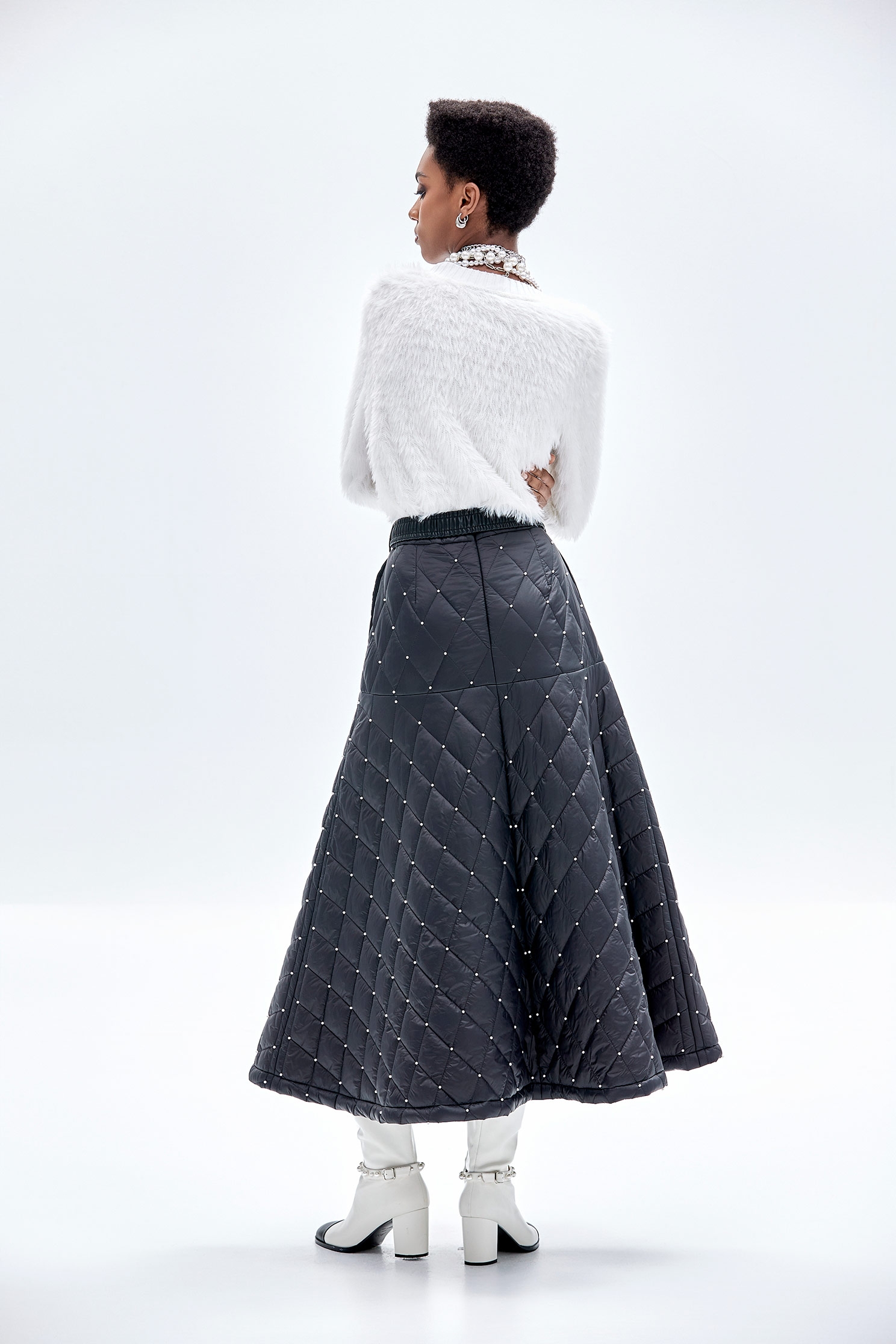 A-line Pearl Detail Quilted Maxi SkirtA-line Pearl Detail Quilted Maxi Skirt,Season (AW) Look,Midi skirts