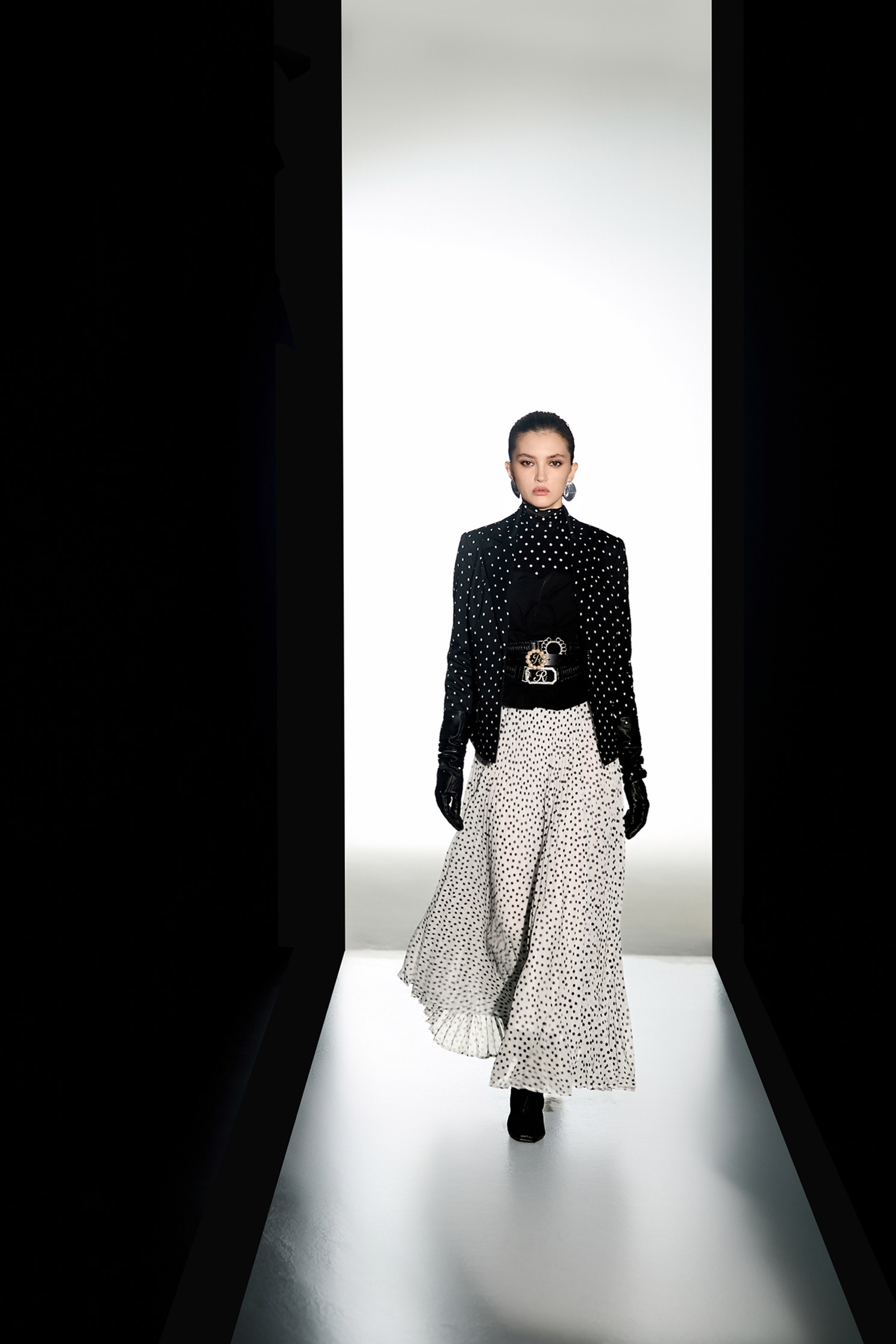 Black Polka Dot Chiffon Maxi SkirtBlack Polka Dot Chiffon Maxi Skirt,dotcollection,Season (AW) Look,Valentine,Midi skirts,Chiffon,Chiffon skirts