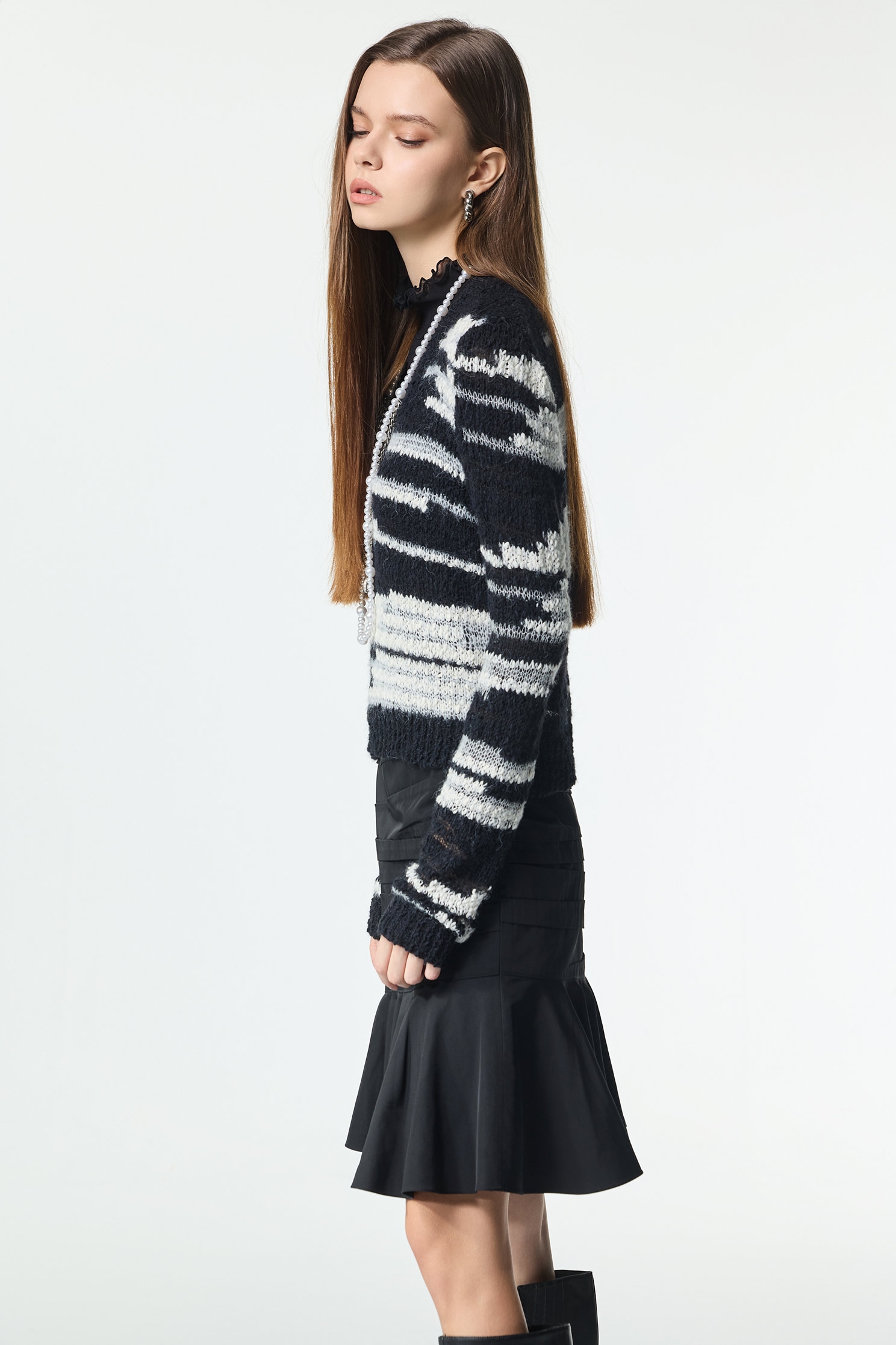 Pleated Detail Fishtail SkirtPleated Detail Fishtail Skirt,Office Looks,Mini skirts,Season (AW) Look,Valentine