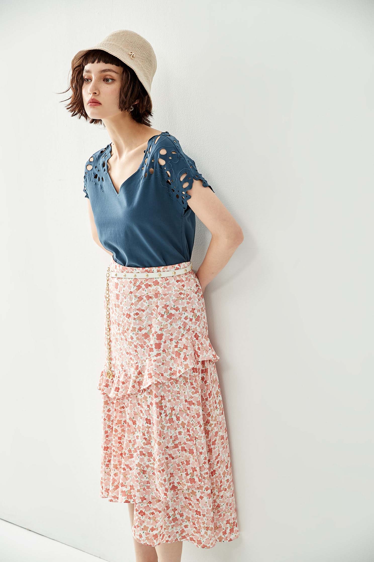 Pink Floral Print Asymmetric SkirtSkirt with dyed print,Season (SS) Look,Layered skirts
