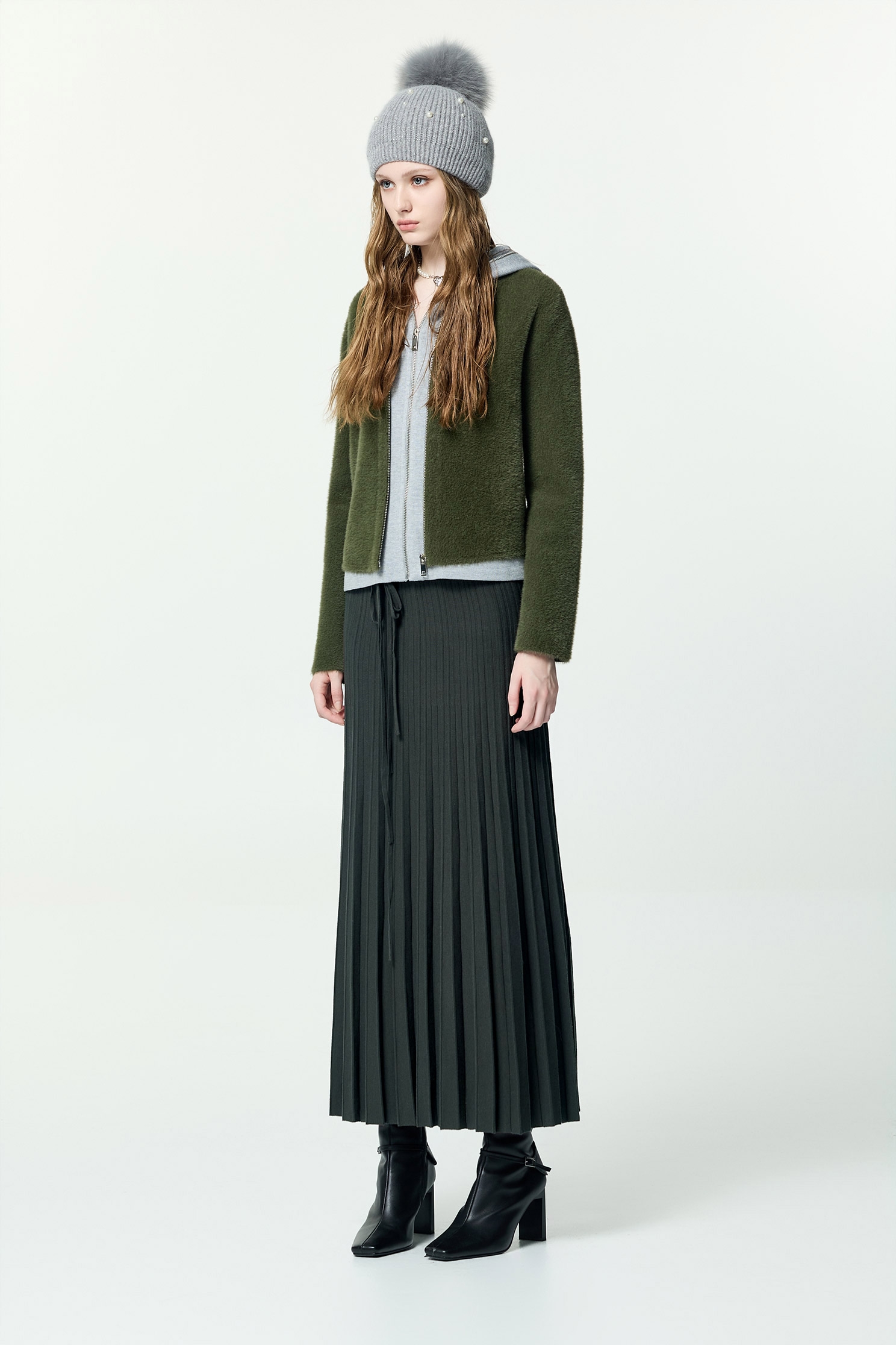Pleated Maxi Grey Knit SkirtPleated Maxi Grey Knit Skirt,Season (AW) Look,Knitted