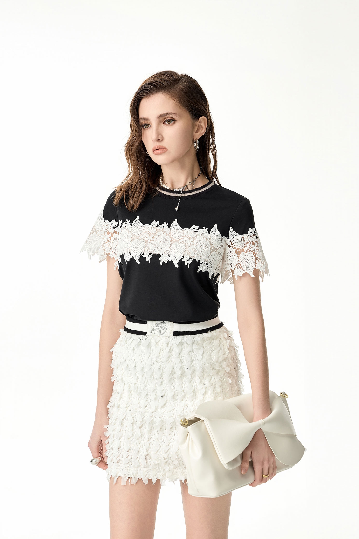 3-D Texture Weave Sequin Detail Skirt3-D Texture Weave Sequin Detail Skirt,Mini skirts