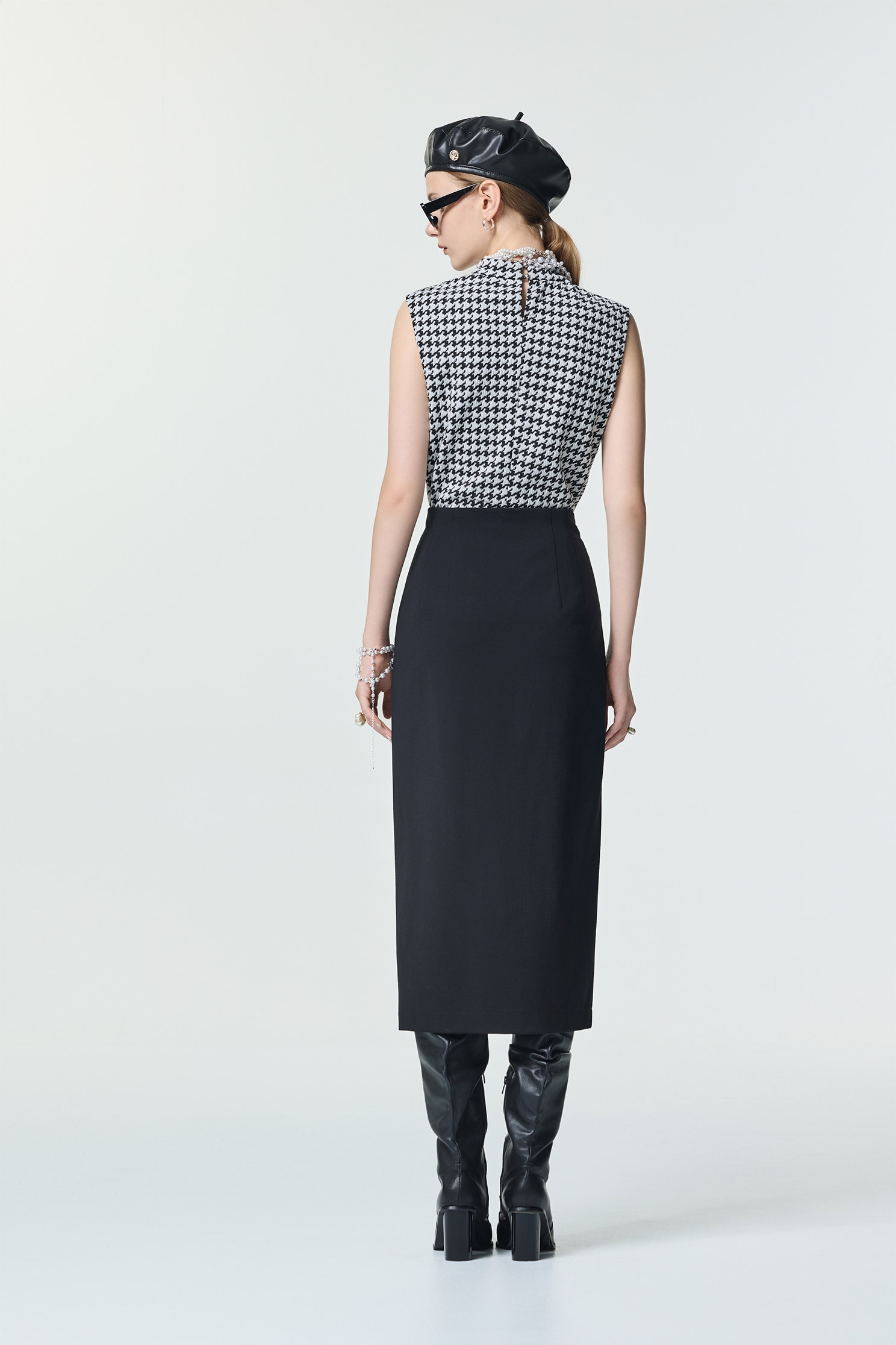 Side Shirring Detail Pencil SkirtSide Shirring Detail Pencil Skirt,Season (AW) Look,Midi skirts,Black skirts