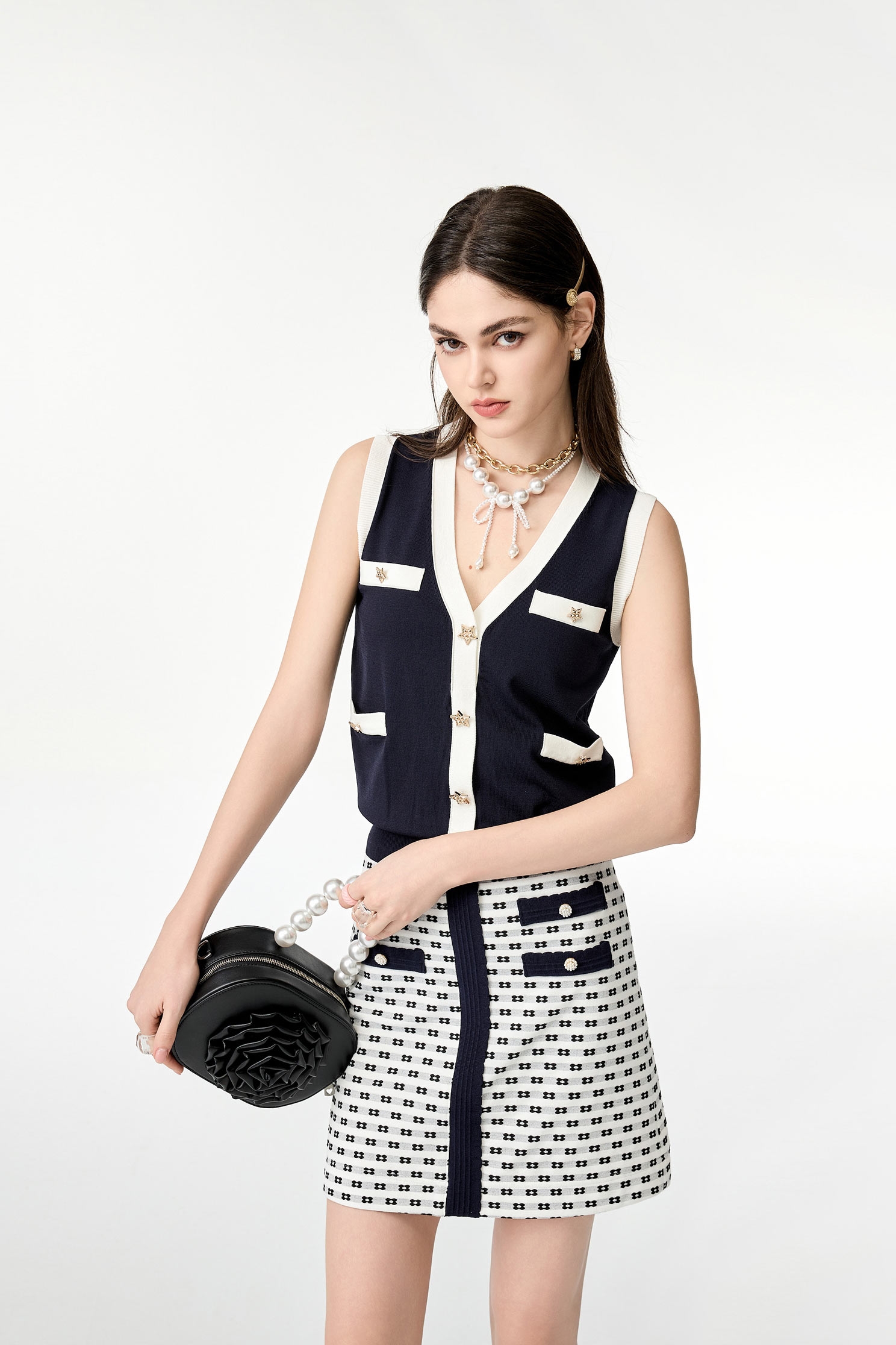 A-line Floral Print Skirt With Contrast Navy Trim DetailA-line Floral Print Skirt With Contrast Navy Trim Detail,Season (SS) Look,Stripe,Mini skirts,Pencil skirts,Knitted