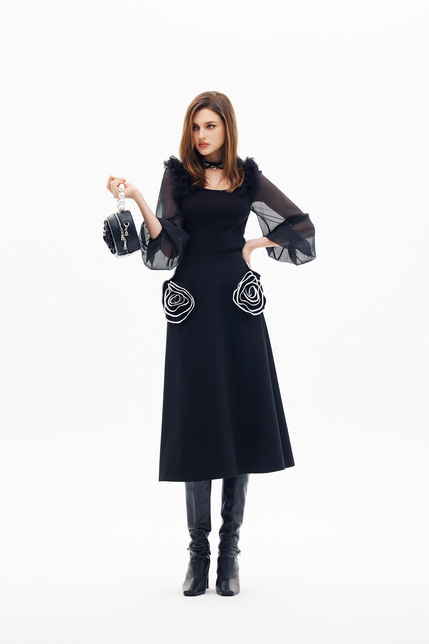 3-D Floral Detail A-line Skirt3-D Floral Detail A-line Skirt,Office Looks,Season (SS) Look,Valentine,Midi skirts,Black skirts