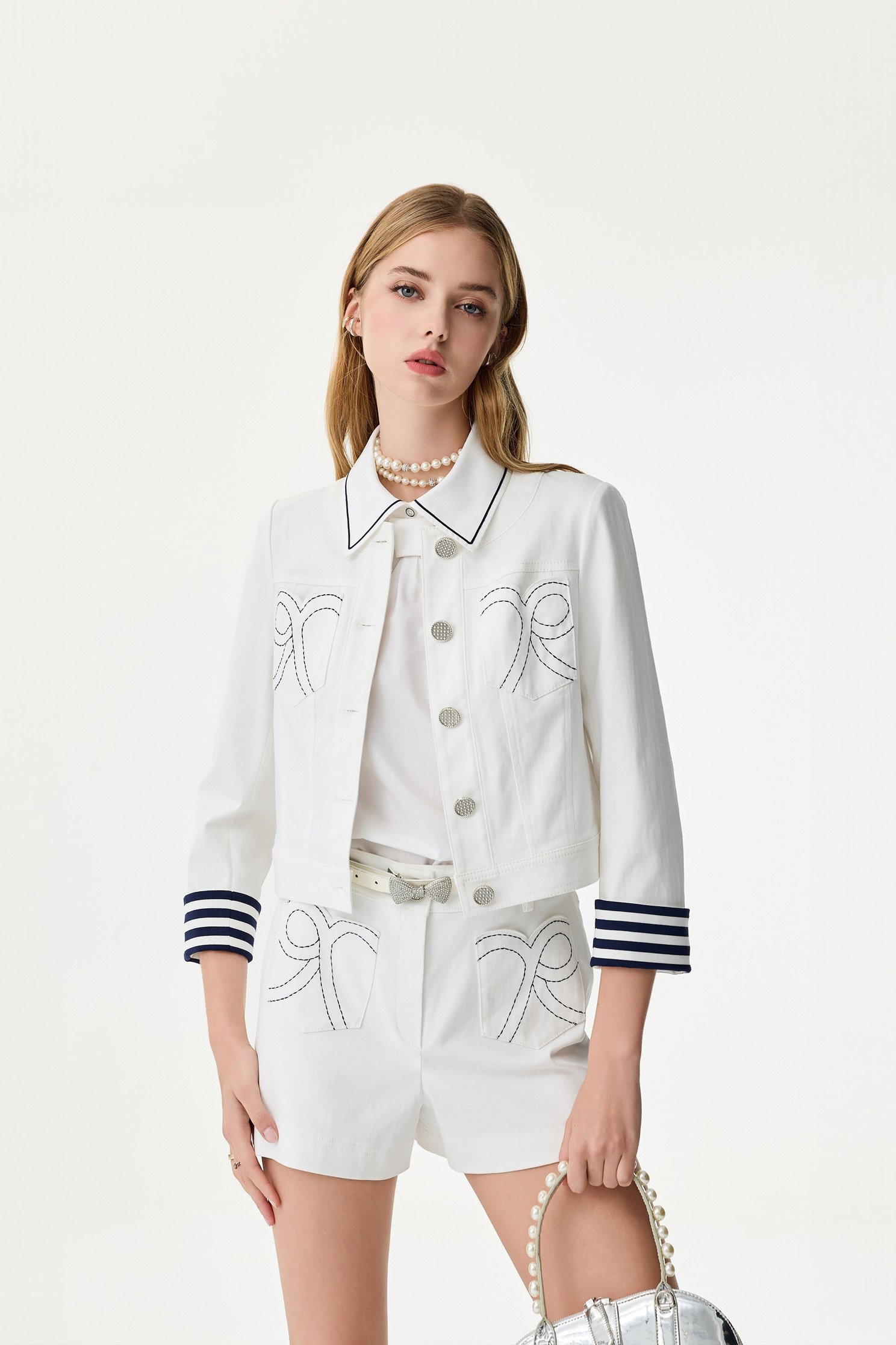 R Logo White ShortsR Logo White Shorts,Office Looks,Embroidered,Season (SS) Look,co-ord sets,White shorts,Shorts