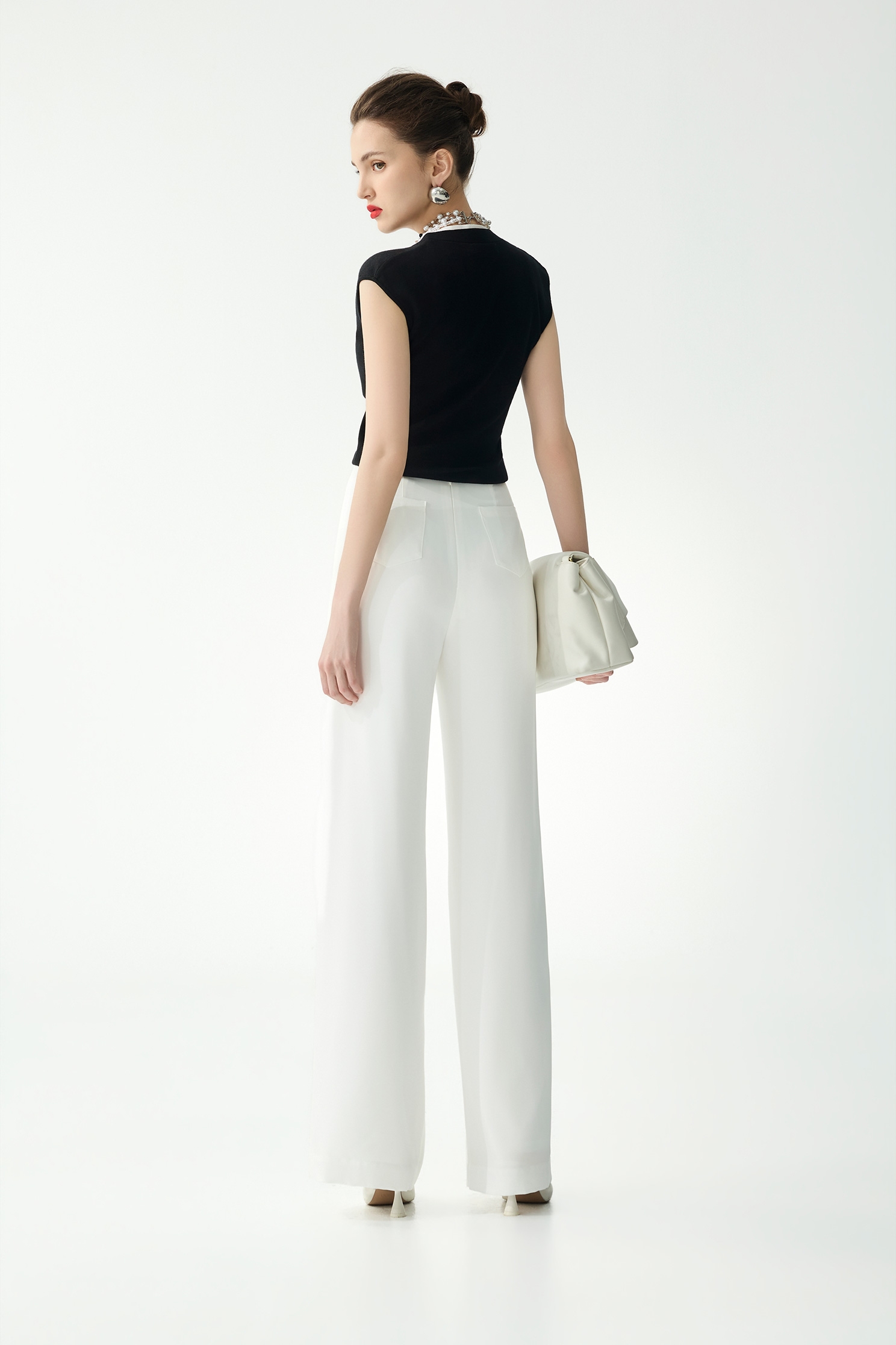 Braided Chain Belt White PantsBraided Chain Belt White Pants,Culottes,Season (SS) Look,White pants,pants