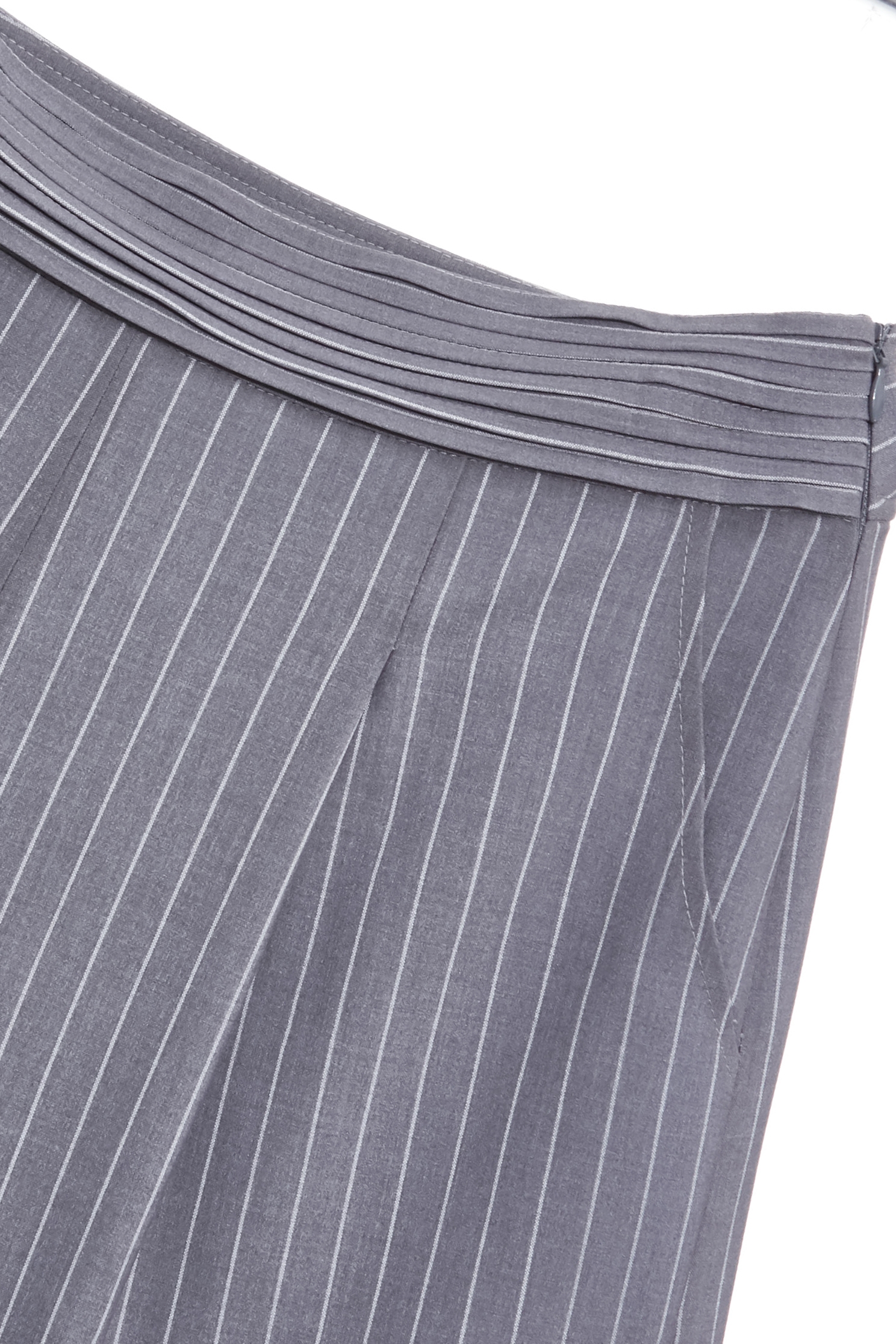 Pinstripe Pleated ShortsPinstripe Pleated Shorts,Season (SS) Look,Stripe,Shorts,pants