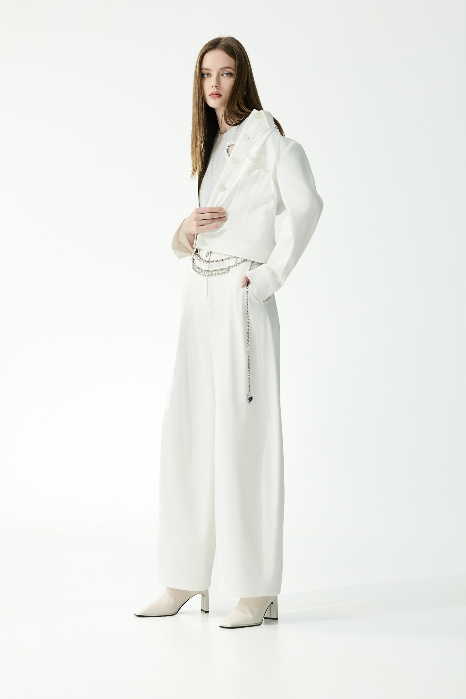 Barrel Cut White JeansBarrel Cut White Jeans,Season (SS) Look,Denim,Jeans,White pants,pants