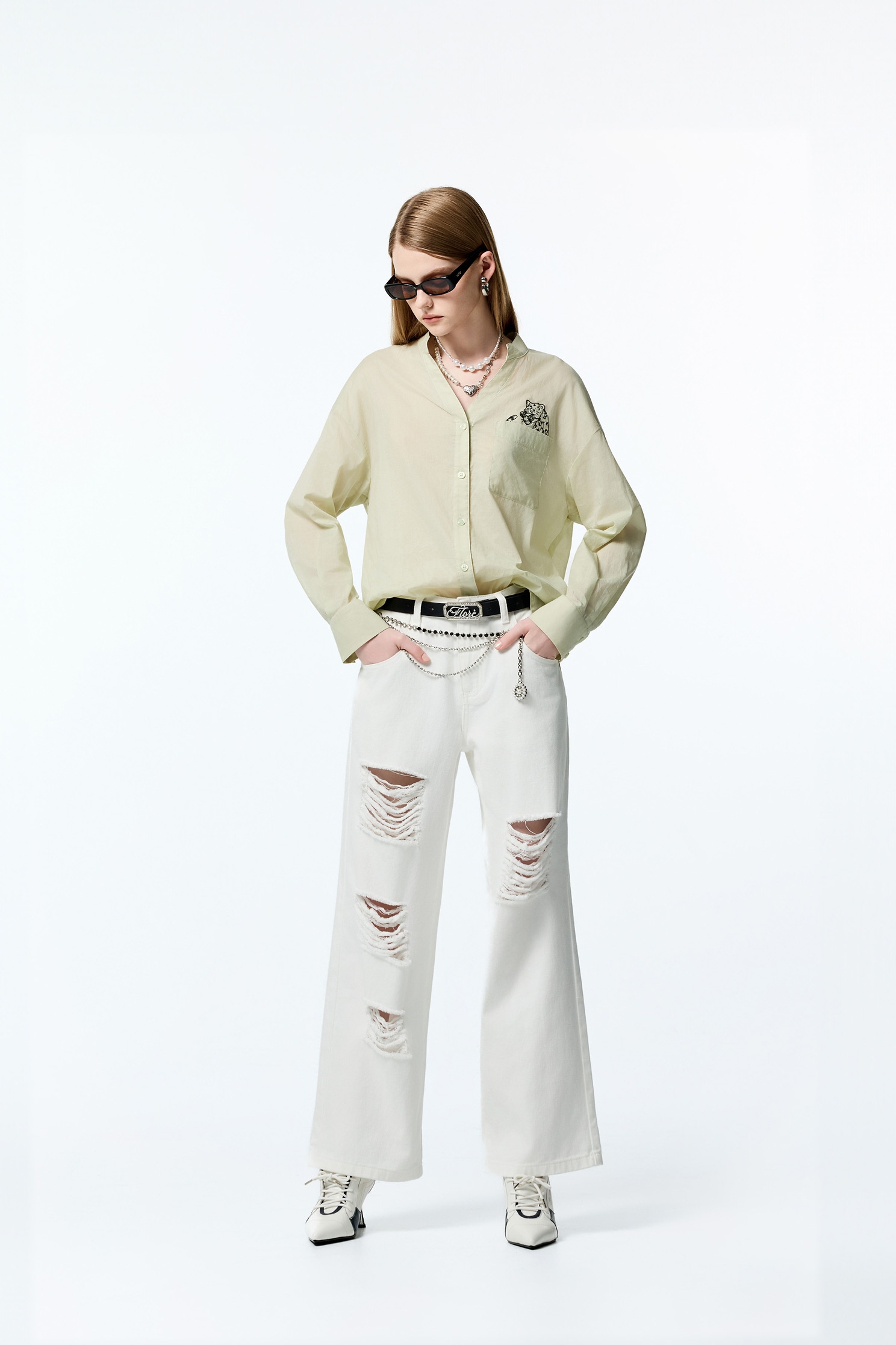 Distress Straight Cut JeansDistress Straight Cut Jeans,Denim,Jeans,Season (AW) Look