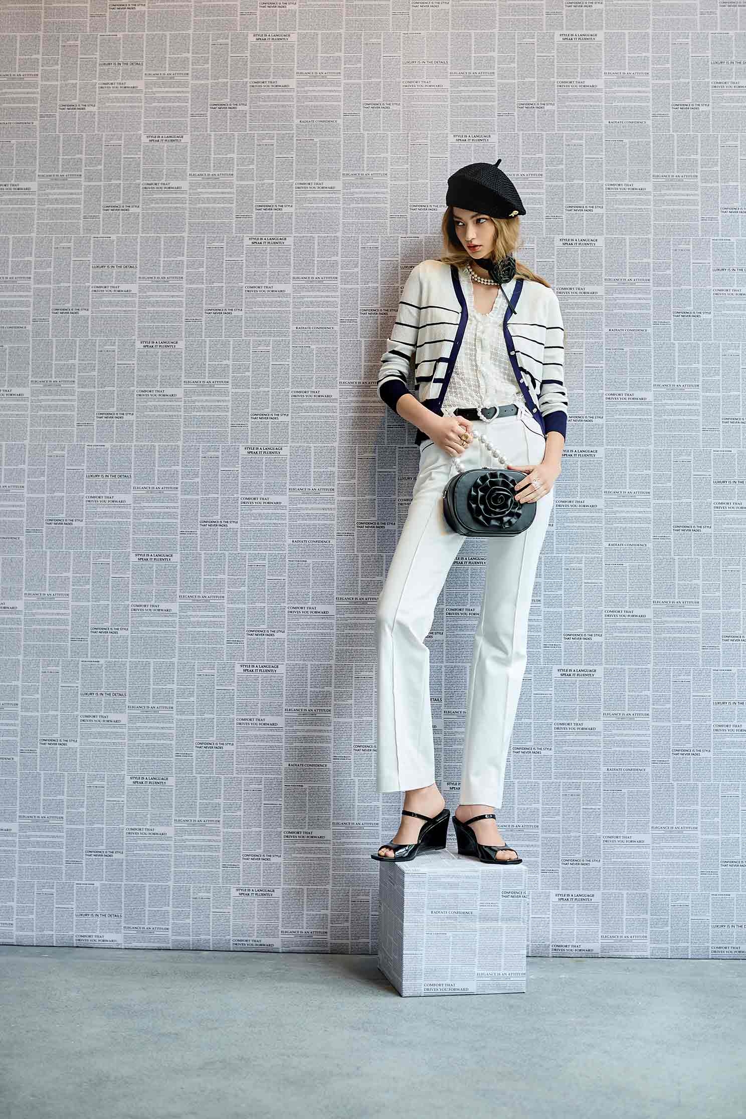 Overlap Belt Loop Boot Leg PantsOverlap Belt Loop Boot Leg Pants,Bell-bottoms,Season (SS) Look,White pants,pants,Urban Fashion