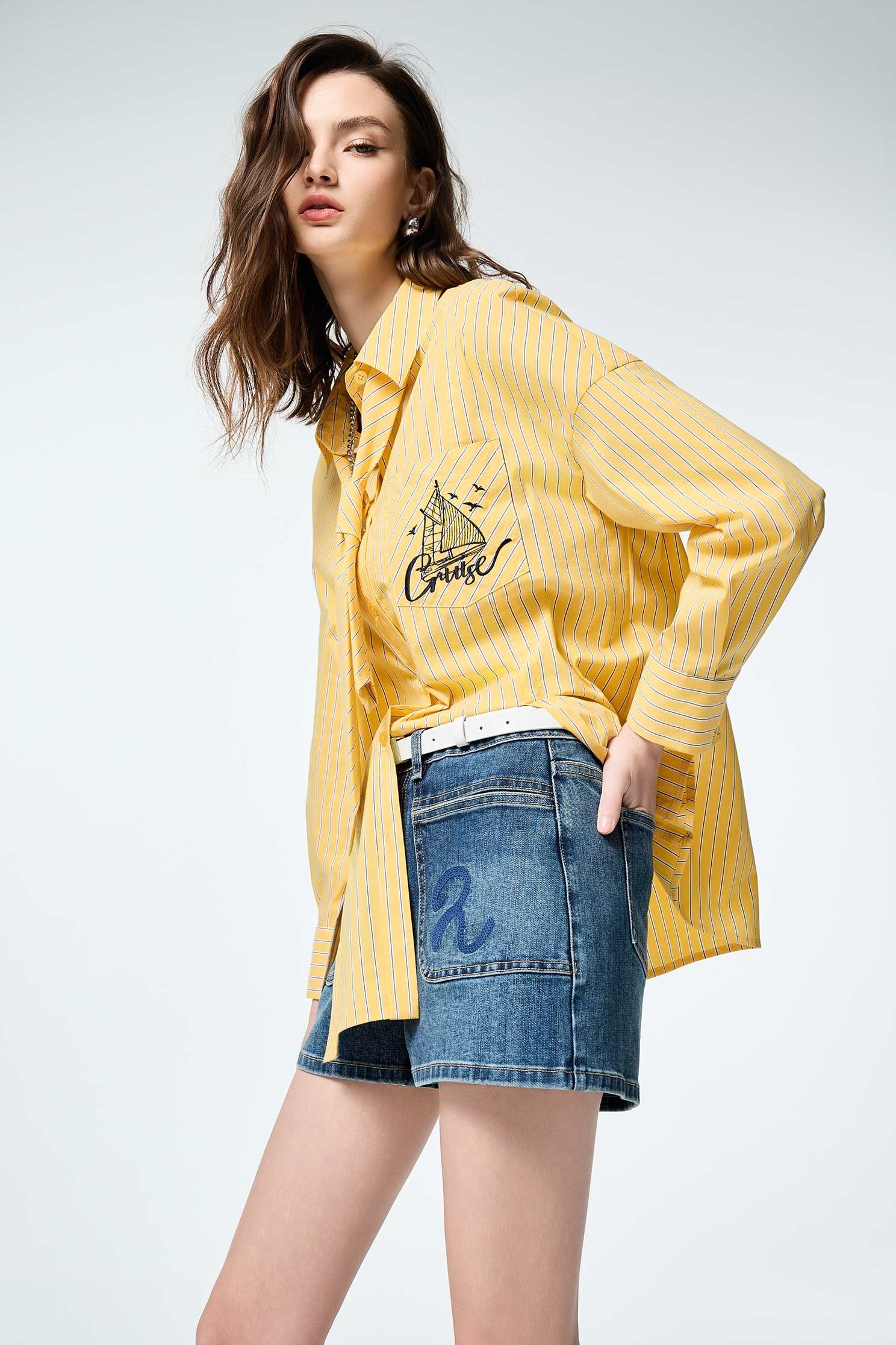 R Logo Denim ShortsR Logo Denim Shorts,Season (SS) Look,Denim,Jeans,pants,Urban Fashion