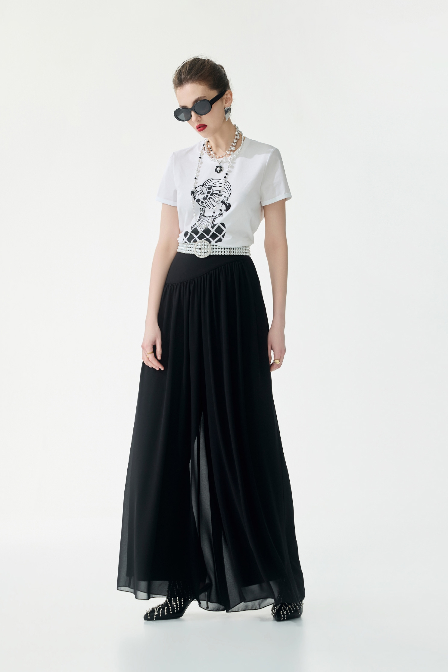 Slanted Yoke Cut Pleated Wide Leg PantsSlanted Yoke Cut Pleated Wide Leg Pants,Culottes,Season (SS) Look,pants,Chiffon,Black pants