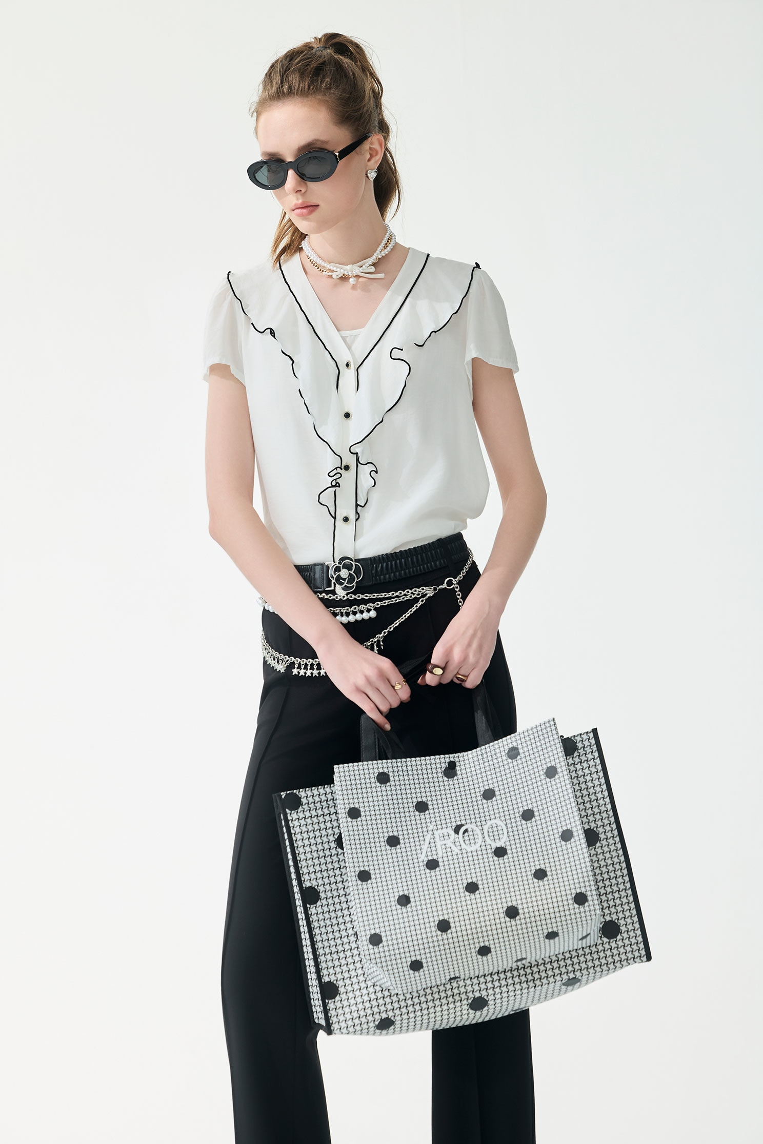 Jet Black Straight Cut PantsJet Black Straight Cut Pants,Culottes,Season (SS) Look,pearl,pants,Black pants