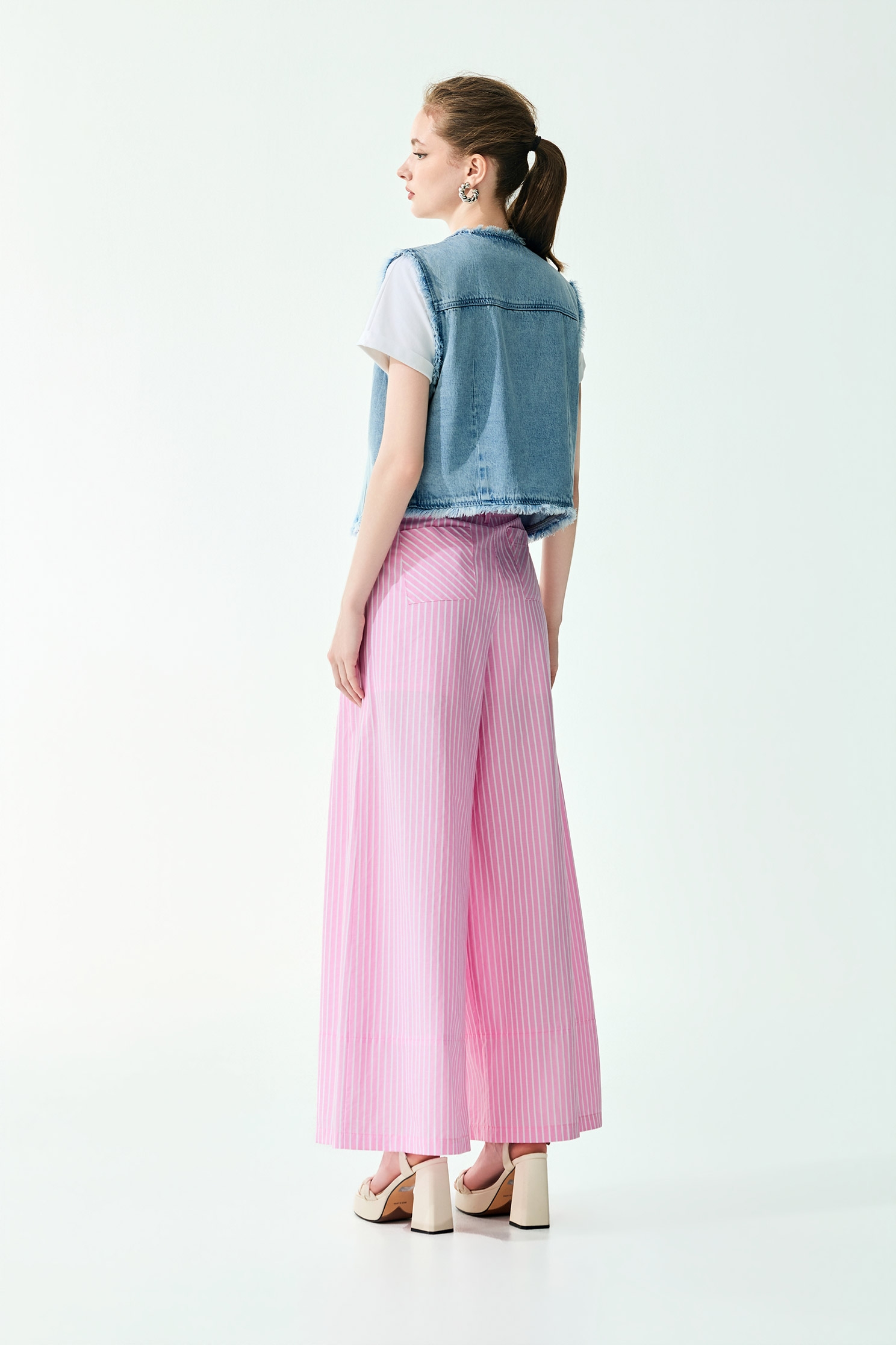 White Pinstripe Pink Wide Leg Pants,Culottes,Season (SS) Look,Stripe,pants