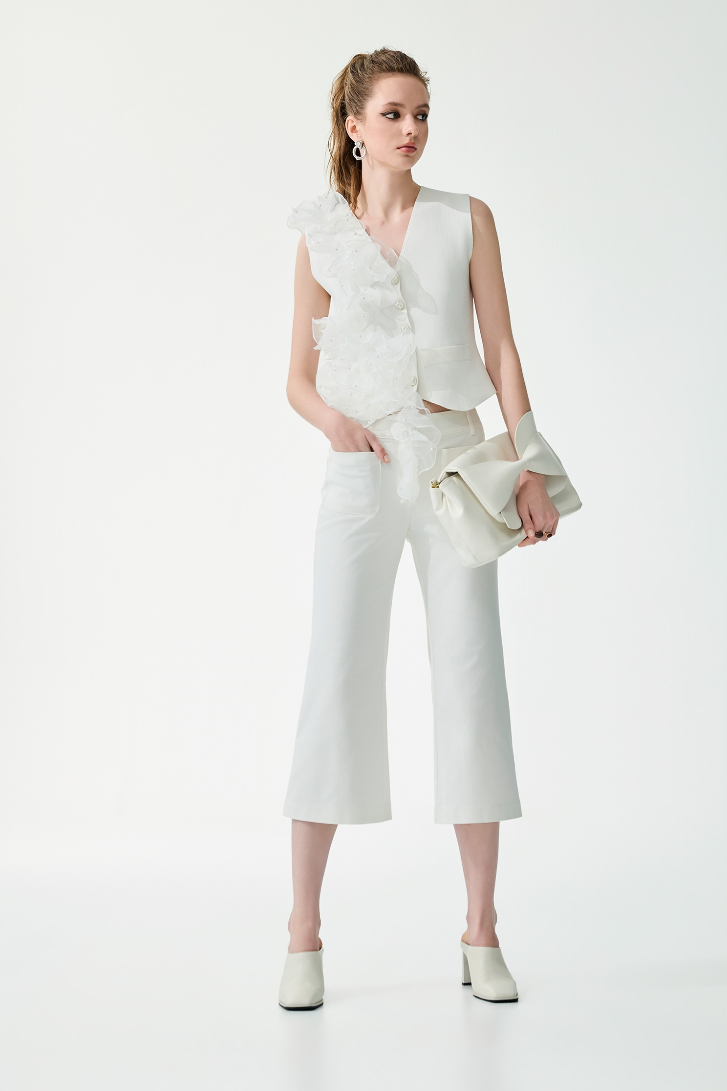 Minimalist Boot Leg White PantsMinimalist Boot Leg White Pants,Bell-bottoms,Season (SS) Look,pearl,White pants,pants