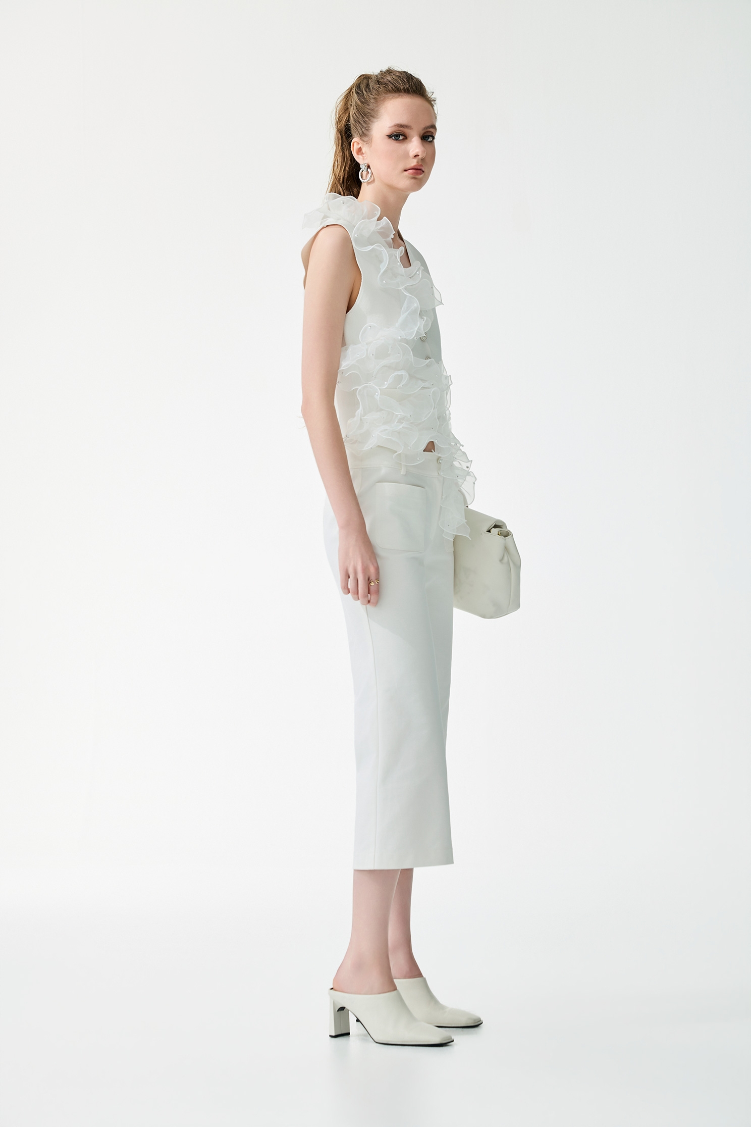 Minimalist Boot Leg White PantsMinimalist Boot Leg White Pants,Bell-bottoms,Season (SS) Look,pearl,White pants,pants