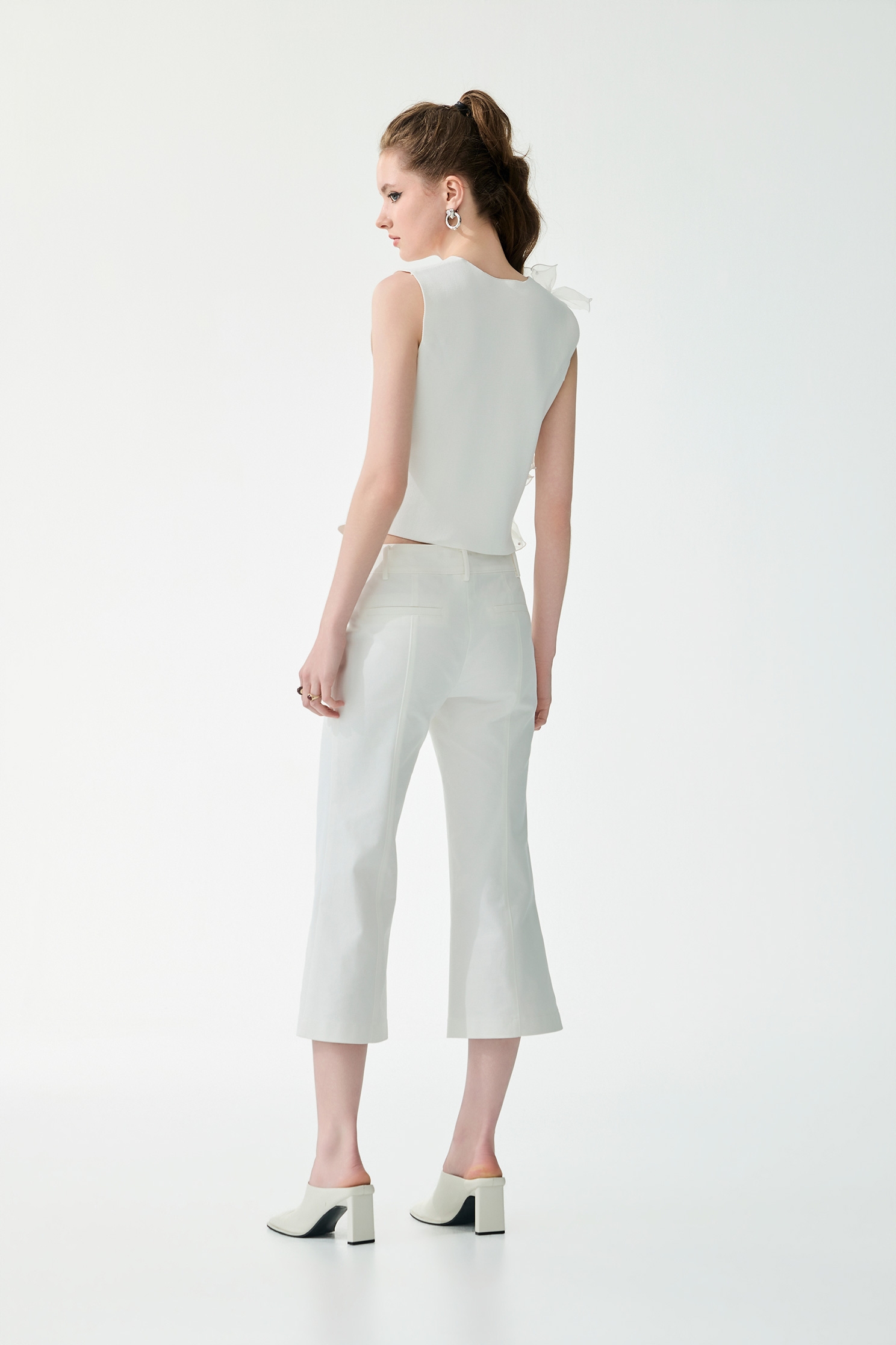 Minimalist Boot Leg White PantsMinimalist Boot Leg White Pants,Bell-bottoms,Season (SS) Look,pearl,White pants,pants